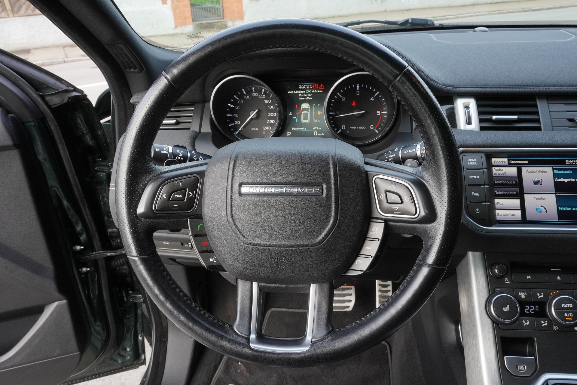 LAND ROVER Range Rover Evoque 2.2 SD4 Dynamic AT6-image-9