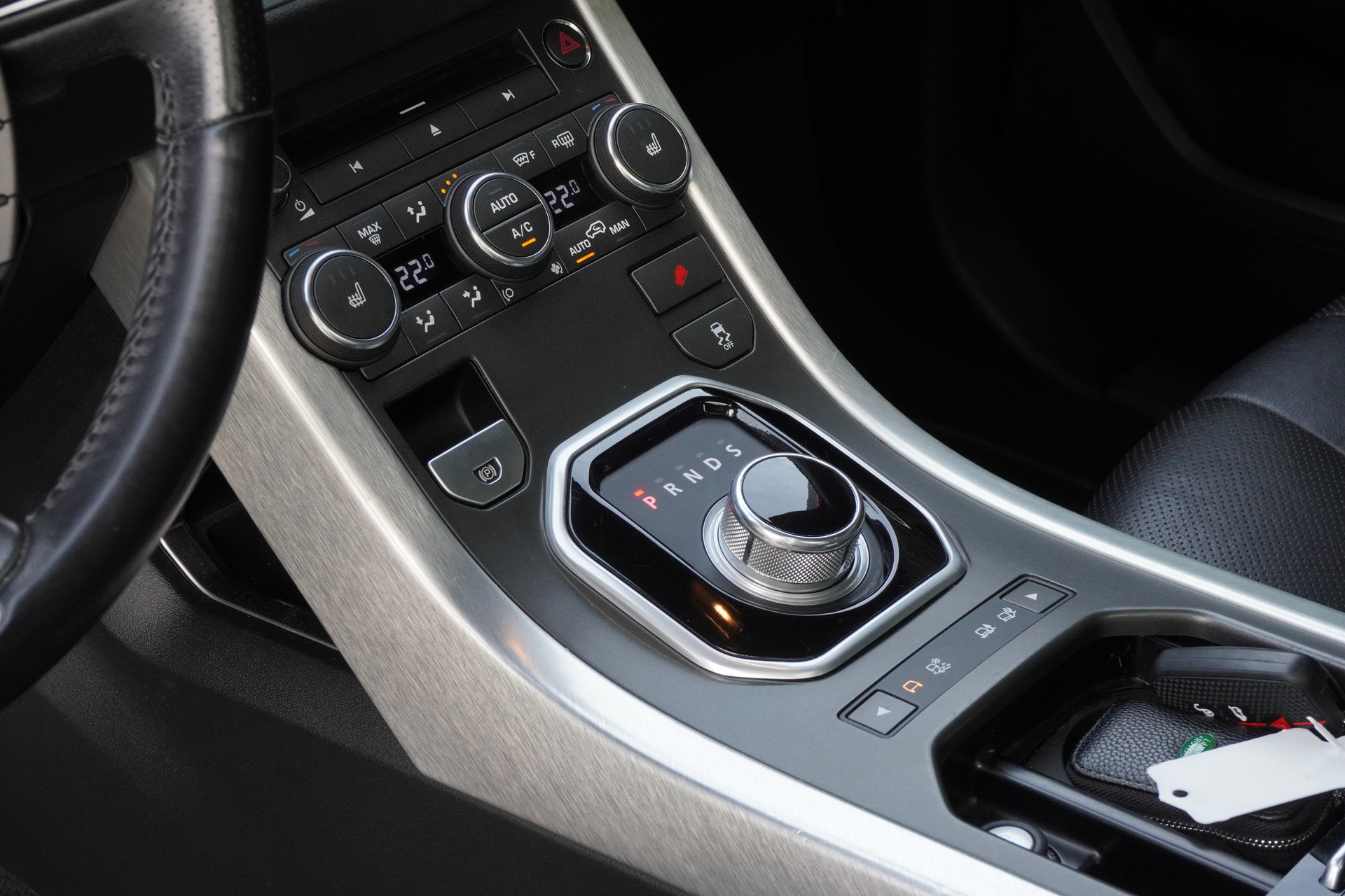 LAND ROVER Range Rover Evoque 2.2 SD4 Dynamic AT6-image-12