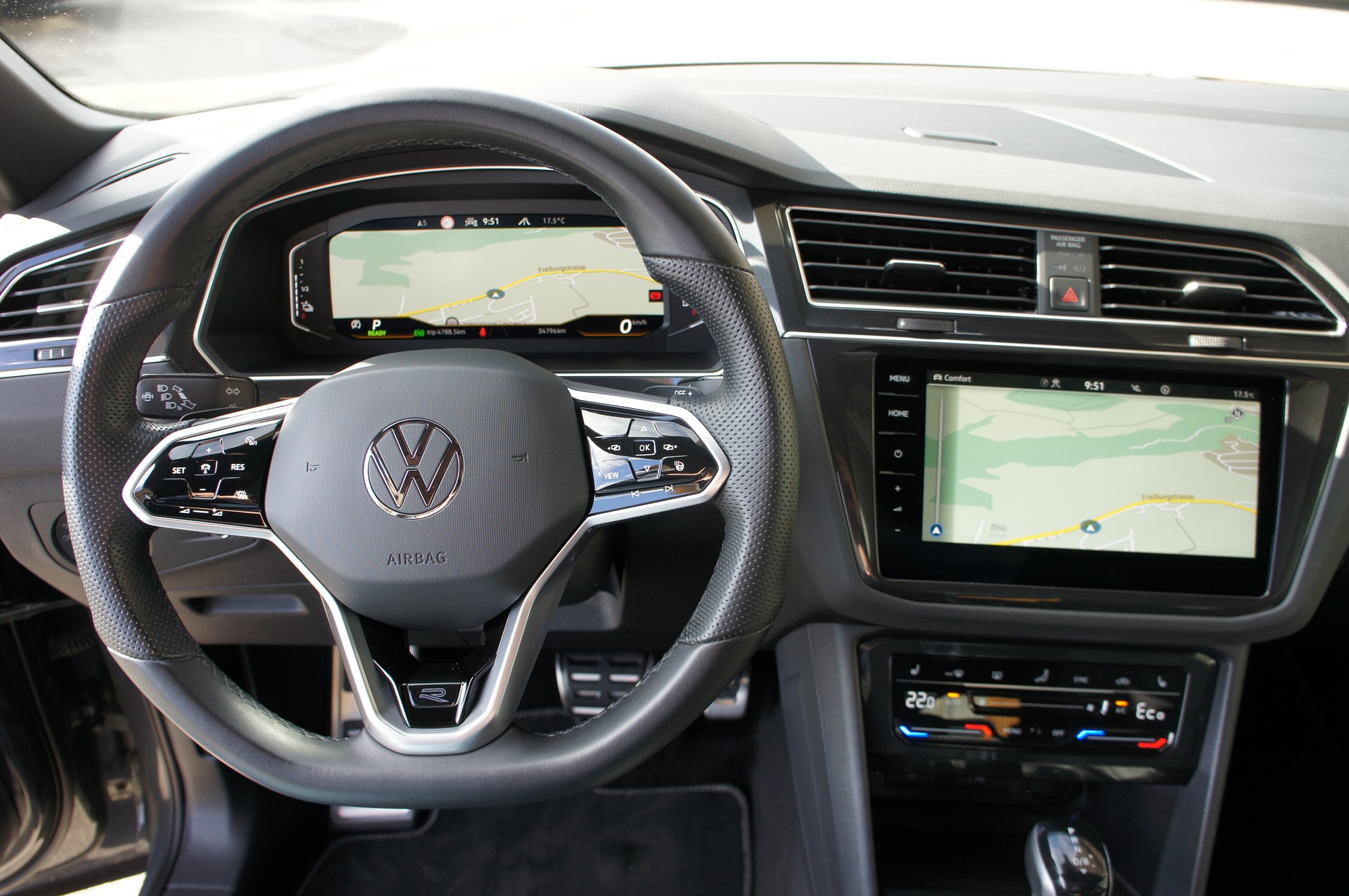 VW Tiguan 1.4TSI PHEV Selection DSG-image-22