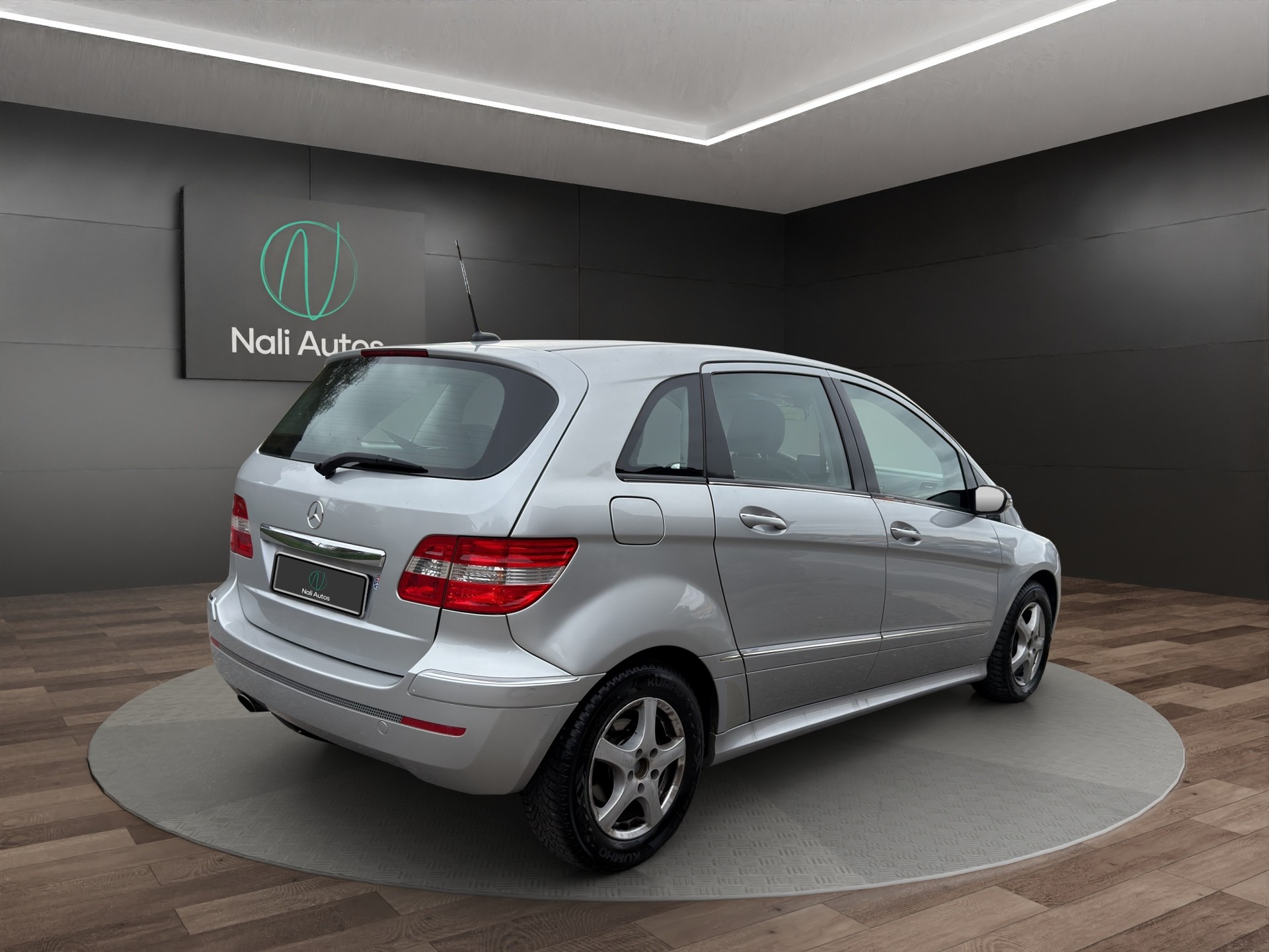 MERCEDES-BENZ B 170-image-4