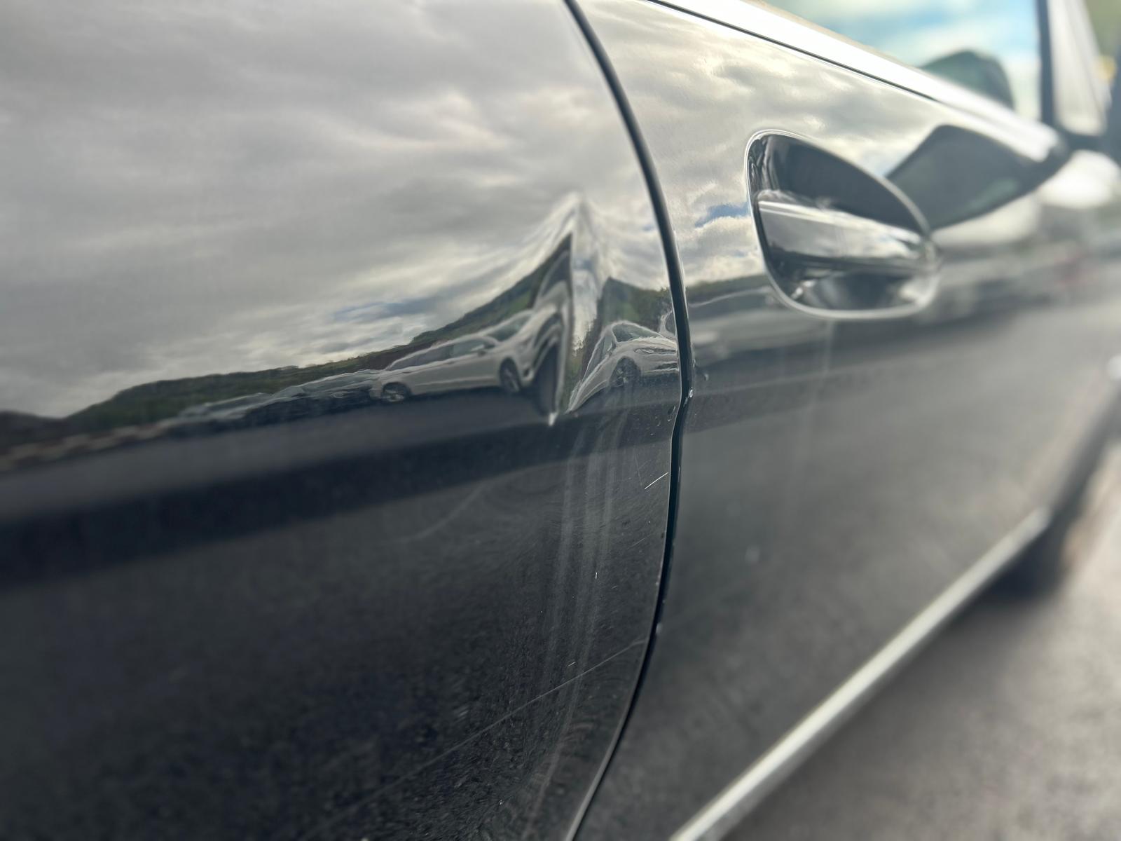 MERCEDES-BENZ C 180 CGI BlueEfficiency Avantgarde Automatic-image-8