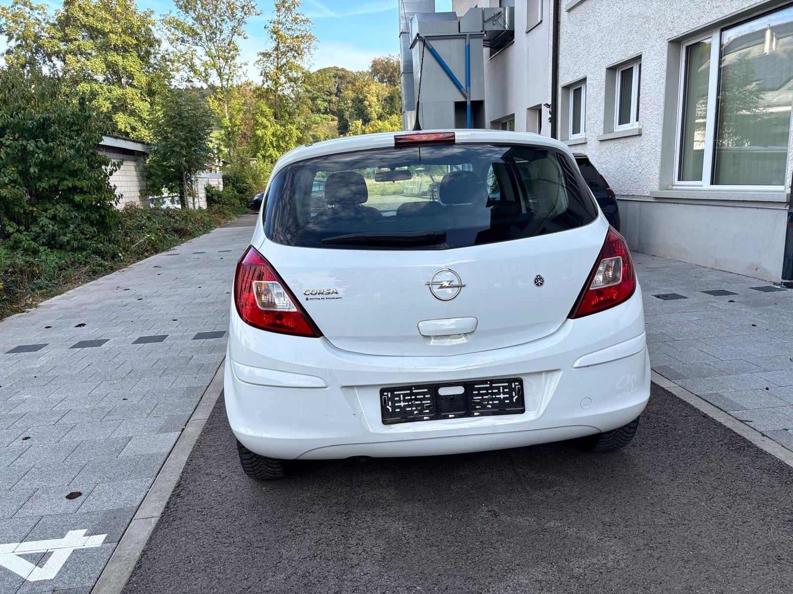 OPEL Corsa 1.2 TP-image-2