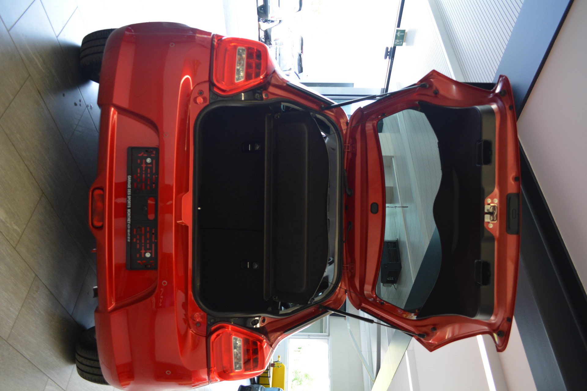 SUZUKI Swift 1.2 Compact Top Hybrid-image-10