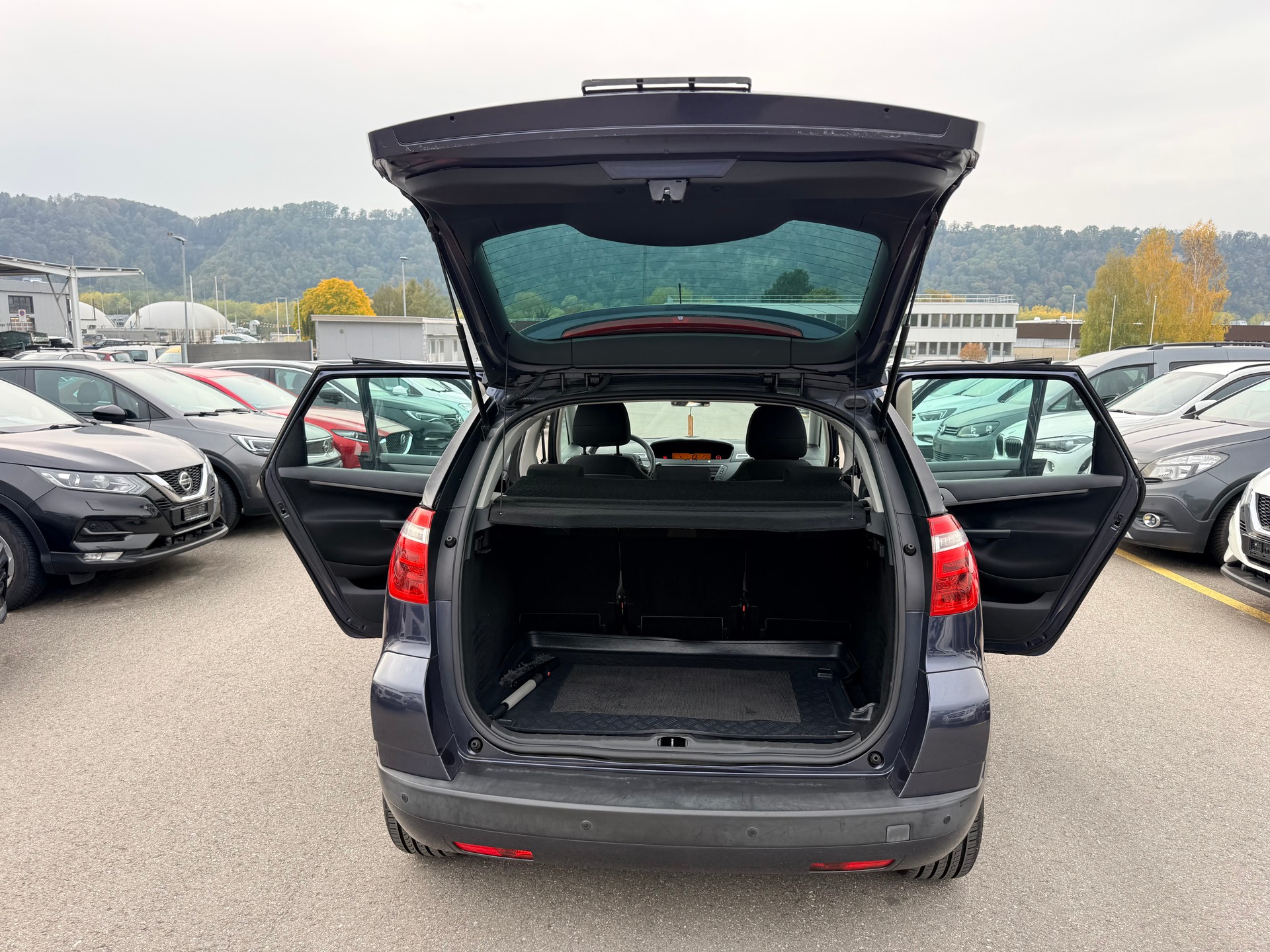 CITROEN C4 Picasso 1.6 HDI 16V Dynamique-image-13