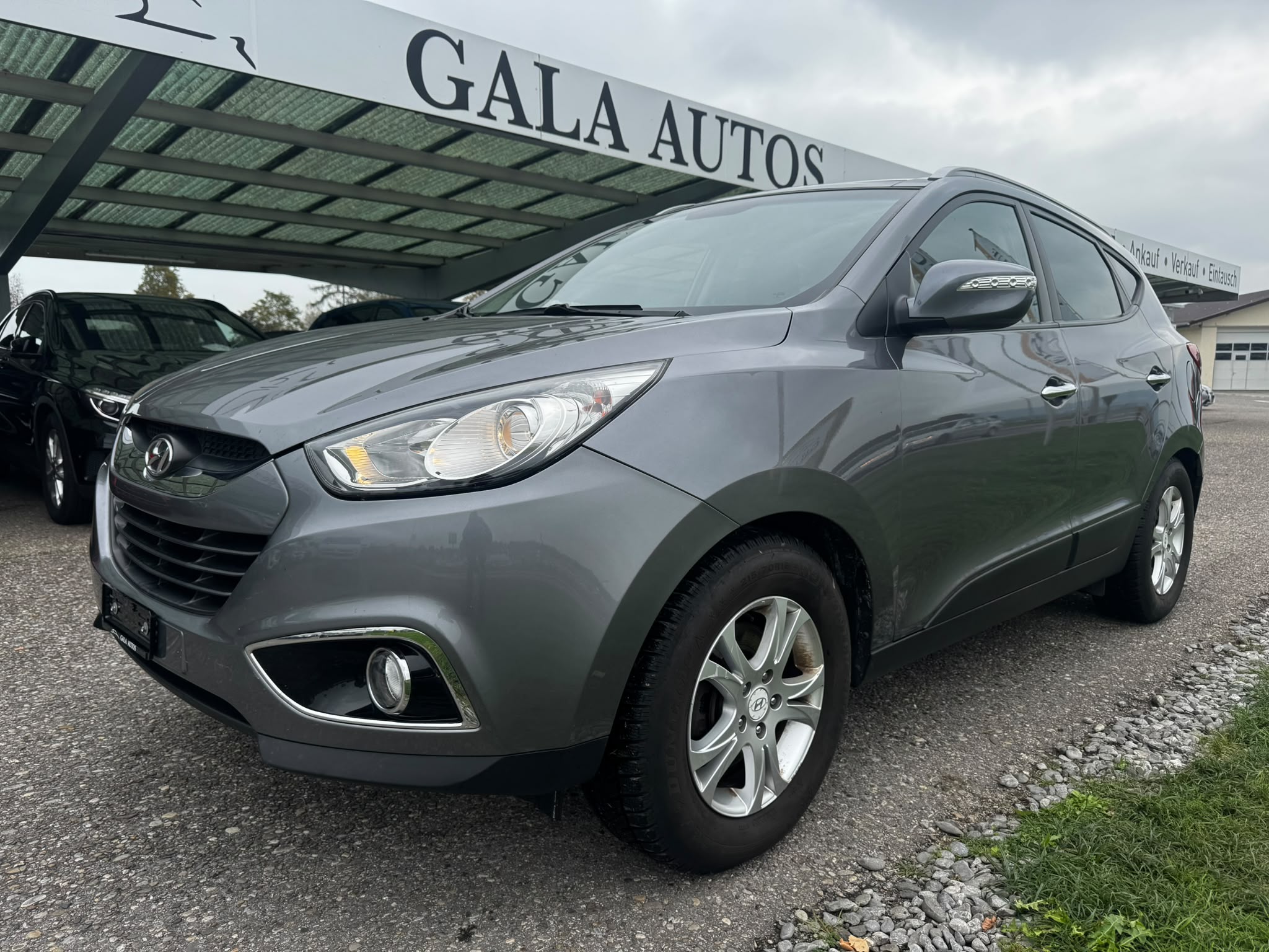 Car photo