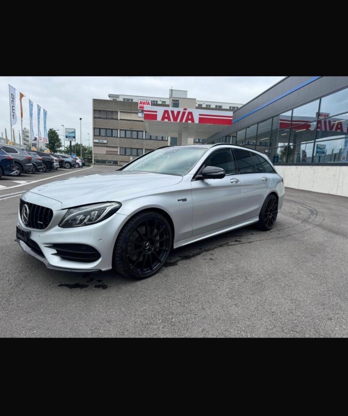 Car photo