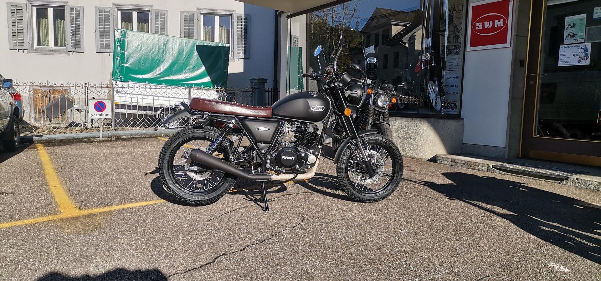 MASH 250 Two Fifty ABS-image-7