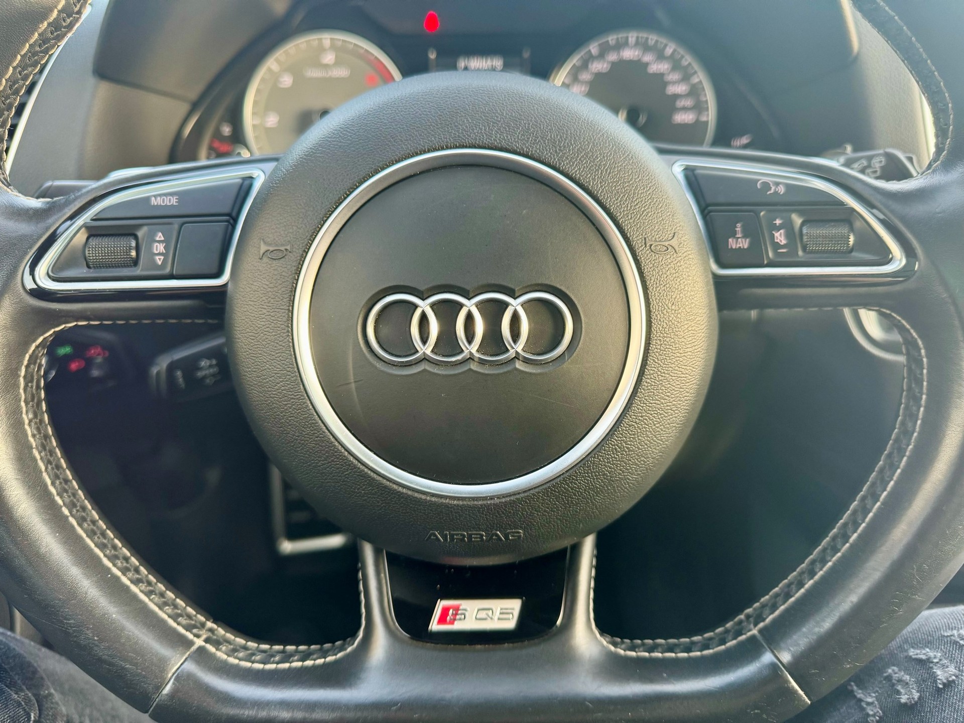 AUDI SQ5 3.0 TDI plus quattro tiptronic-image-11