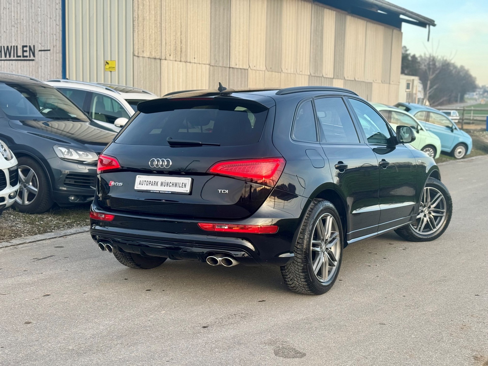 AUDI SQ5 3.0 TDI plus quattro tiptronic-image-2