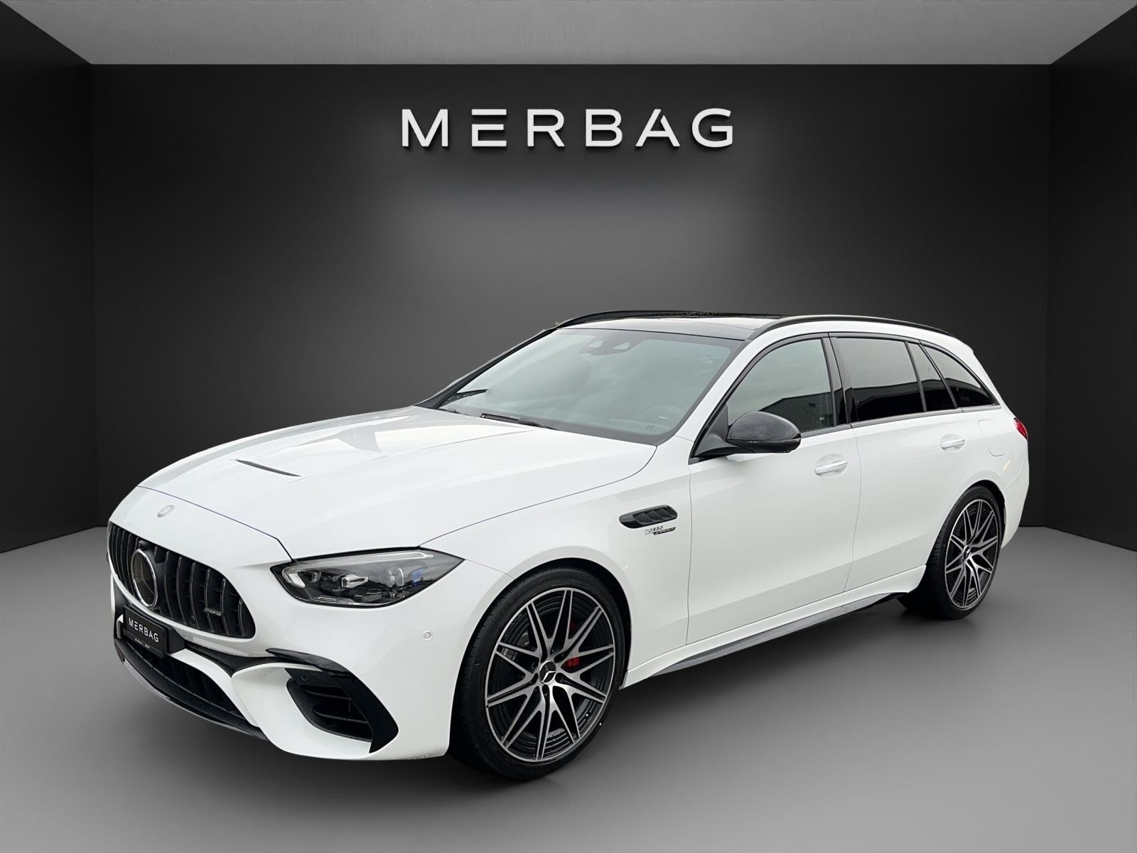 MERCEDES-BENZ C 63 S AMG T E Performance 4 Matic-image-0