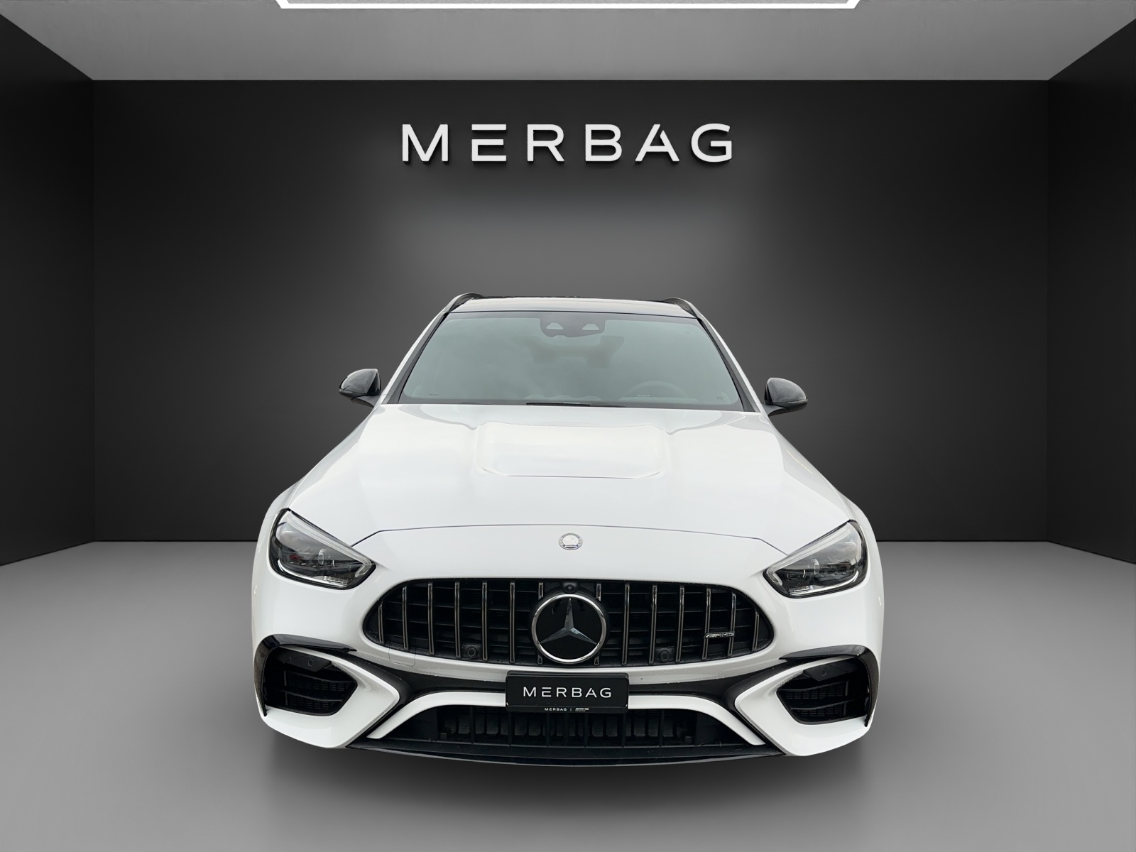 MERCEDES-BENZ C 63 S AMG T E Performance 4 Matic-image-6