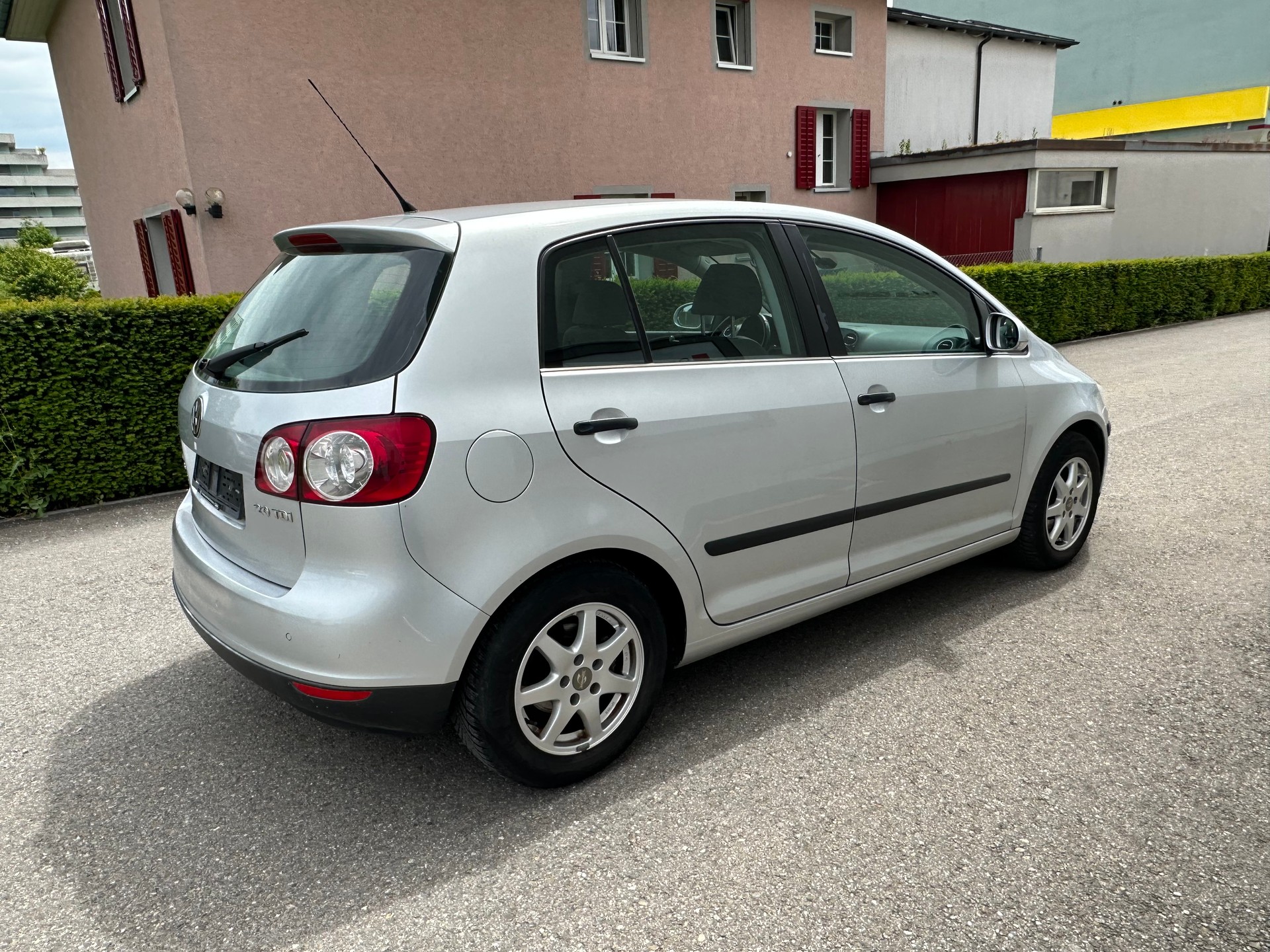 VW Golf Plus 2.0 TDI Comfortline-image-4