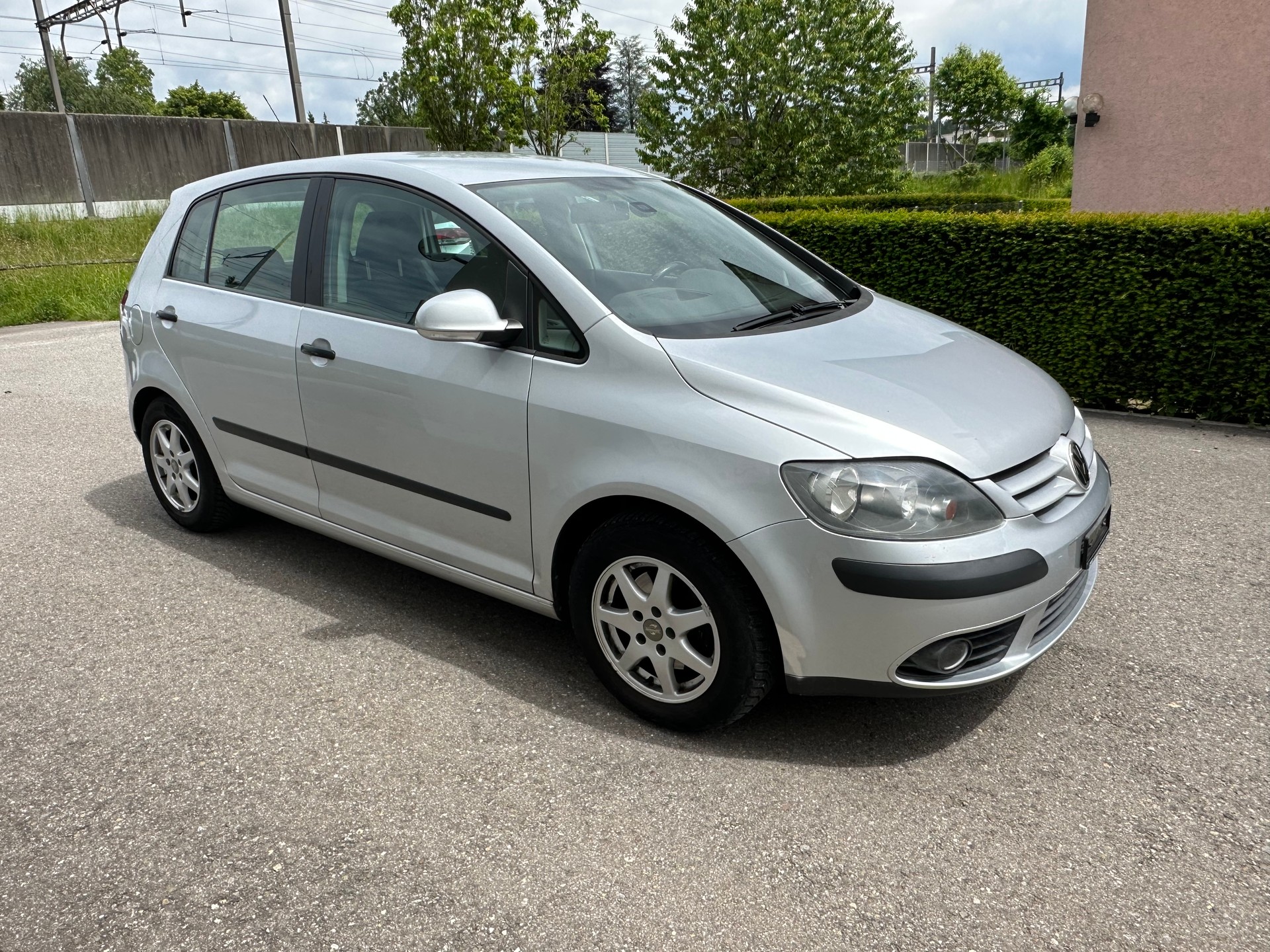 VW Golf Plus 2.0 TDI Comfortline-image-5