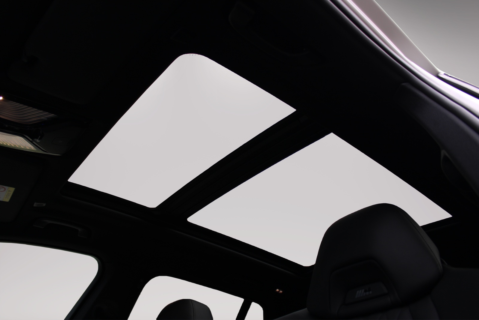 BMW X5 xDrive M50i Steptronic-image-18