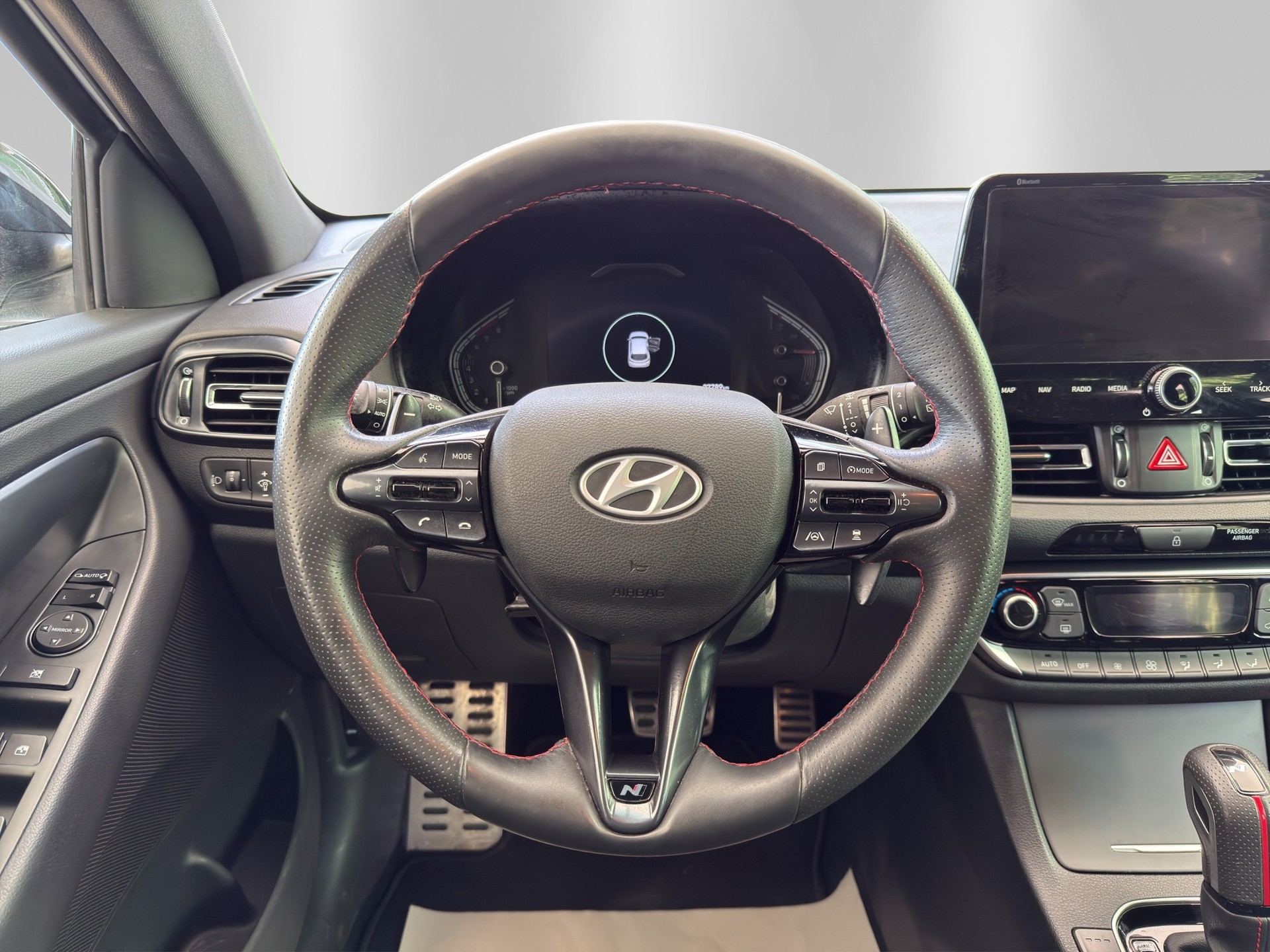 HYUNDAI i30 Wagon 1.5 T-GDi N Line 48V MH DCT-image-9