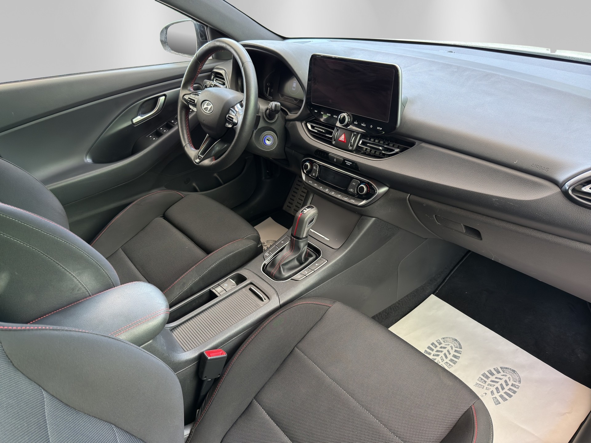 HYUNDAI i30 Wagon 1.5 T-GDi N Line 48V MH DCT-image-12