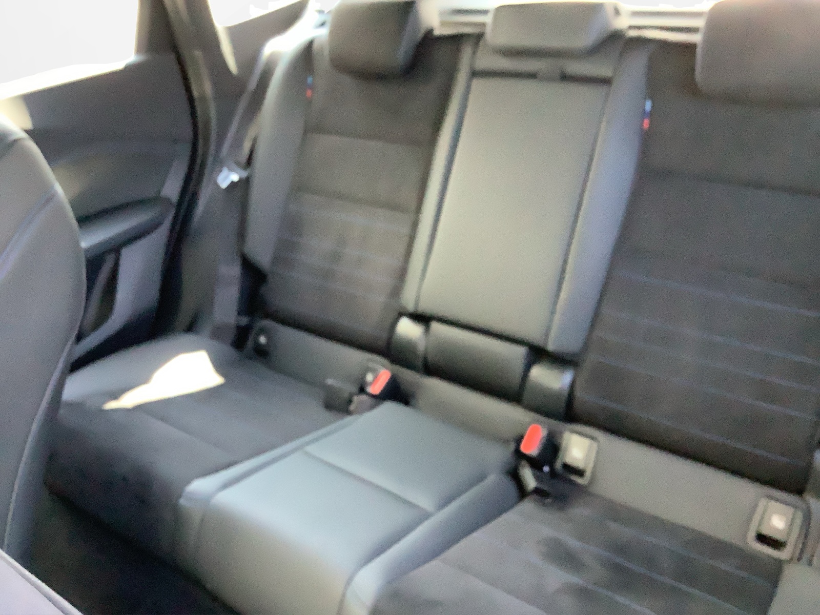 BMW iX1 xDrive 30 M Sport-image-19
