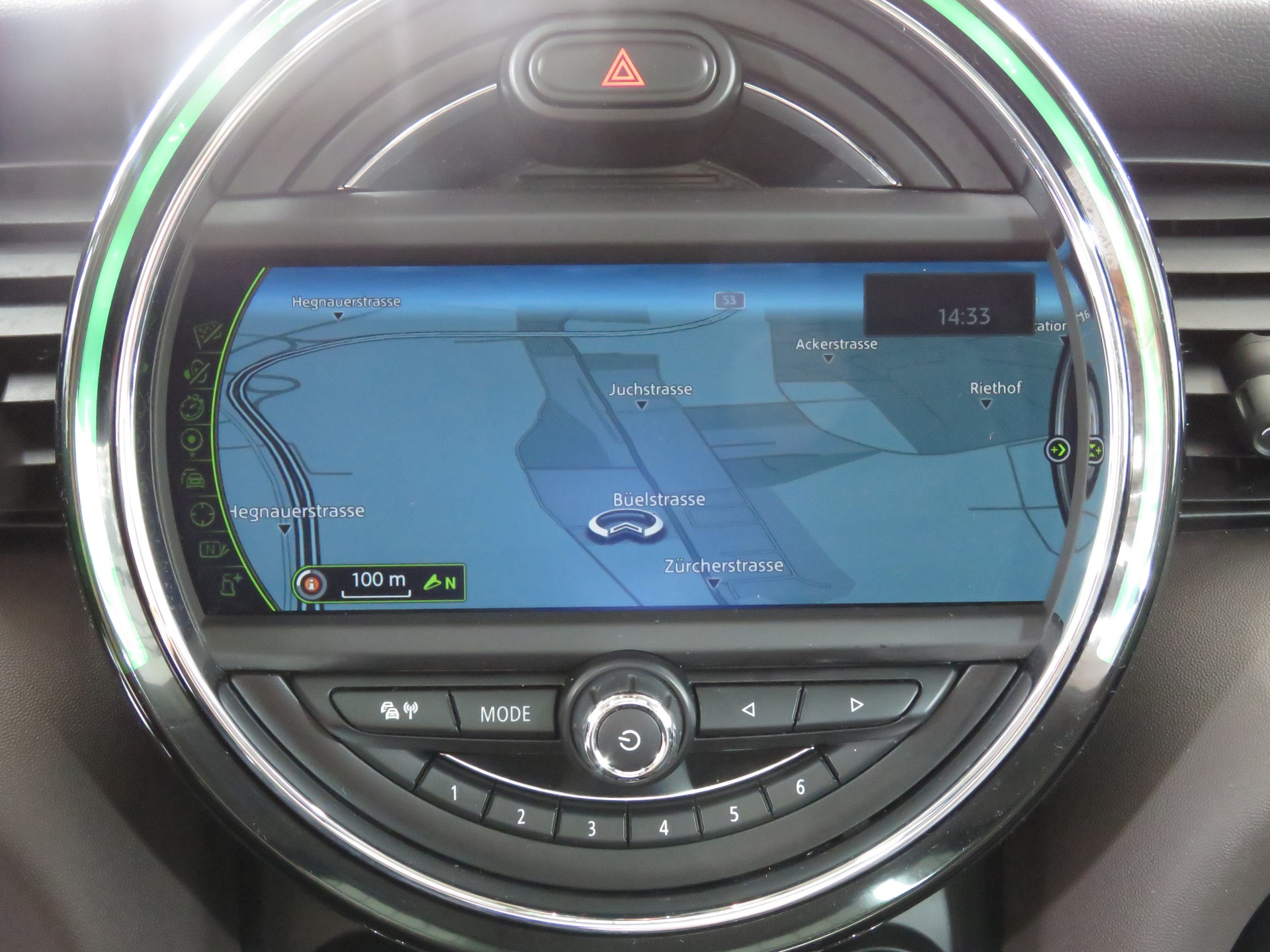 MINI Cooper S Steptronic (Automat)-image-17