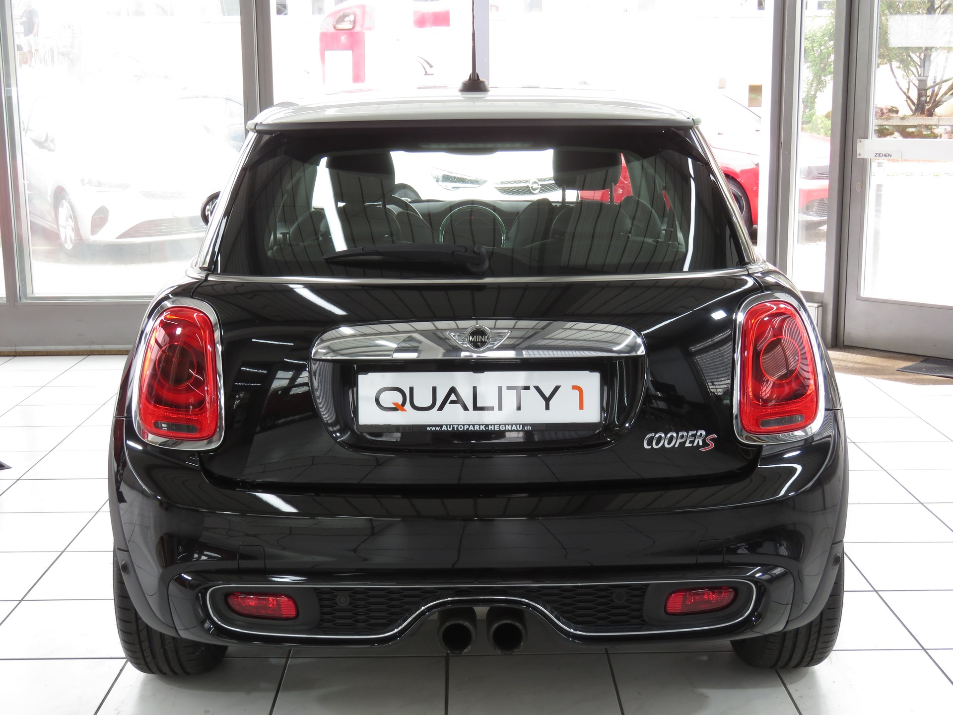 MINI Cooper S Steptronic (Automat)-image-4