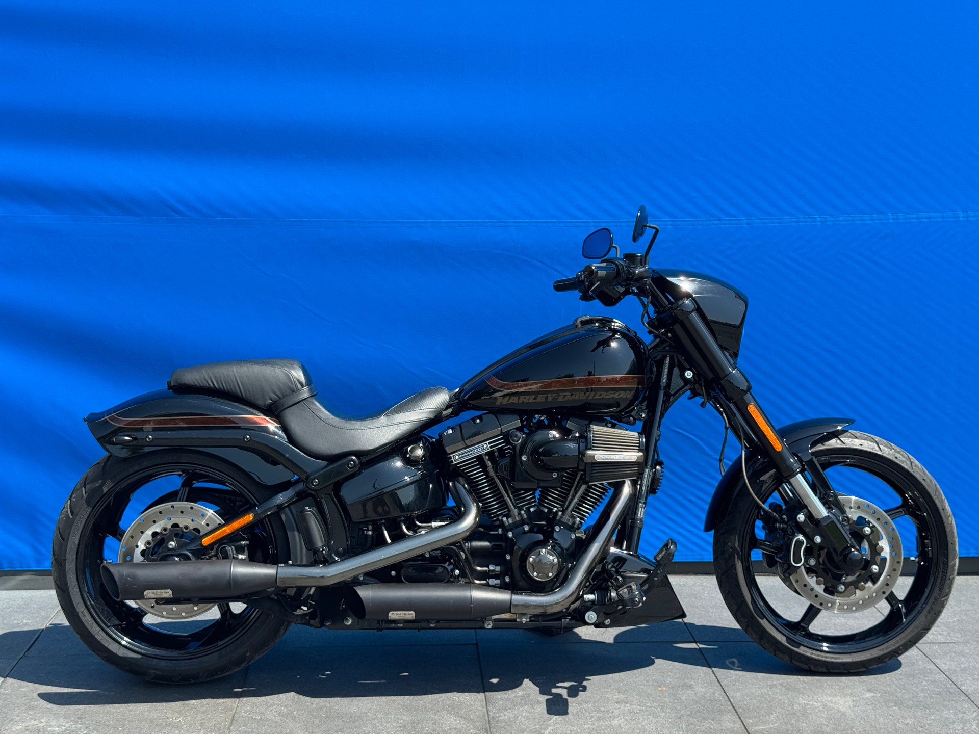 HARLEY-DAVIDSON FXSE Breakout Pro Street CVO ABS