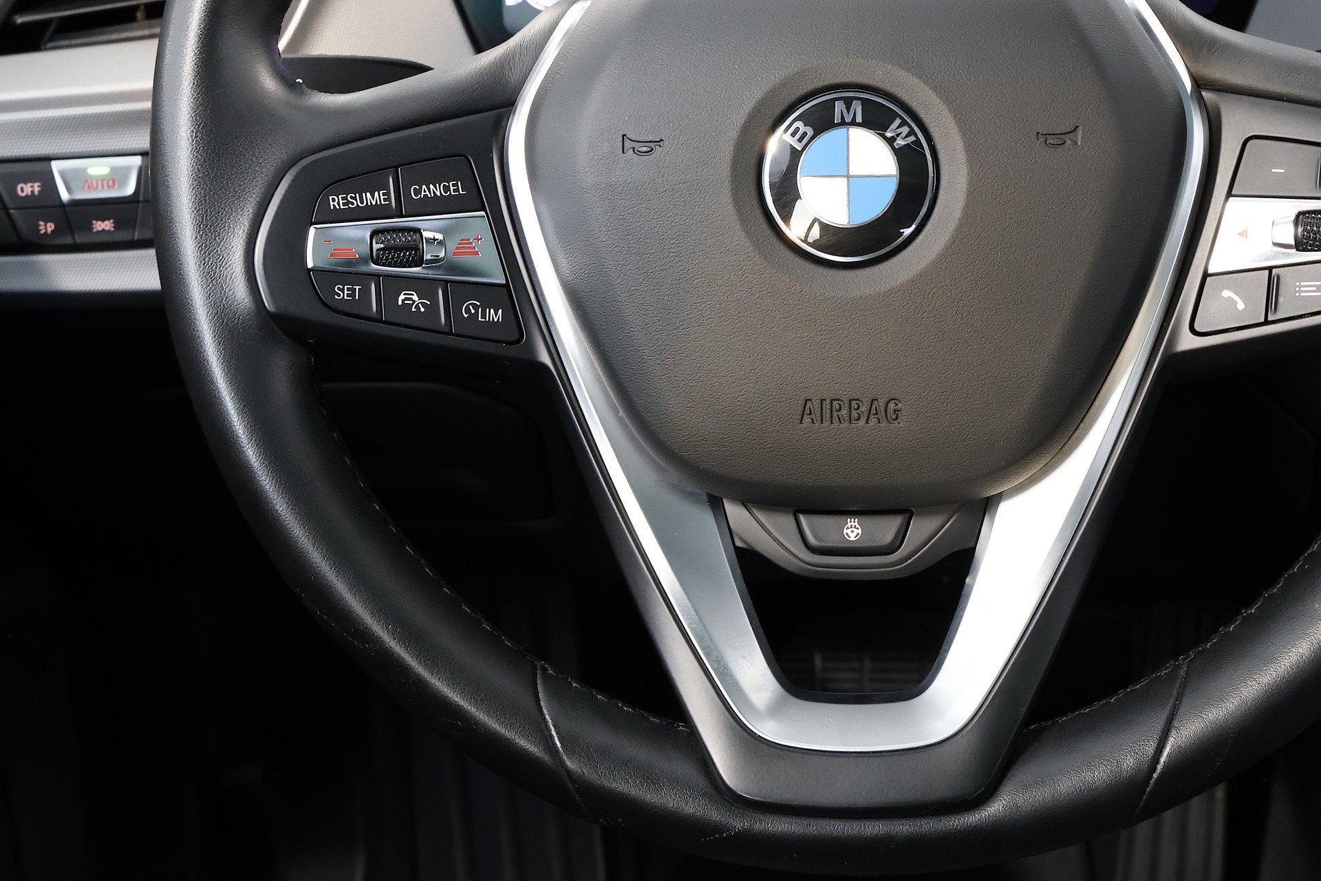 BMW 118i Steptronic M Sport-image-10