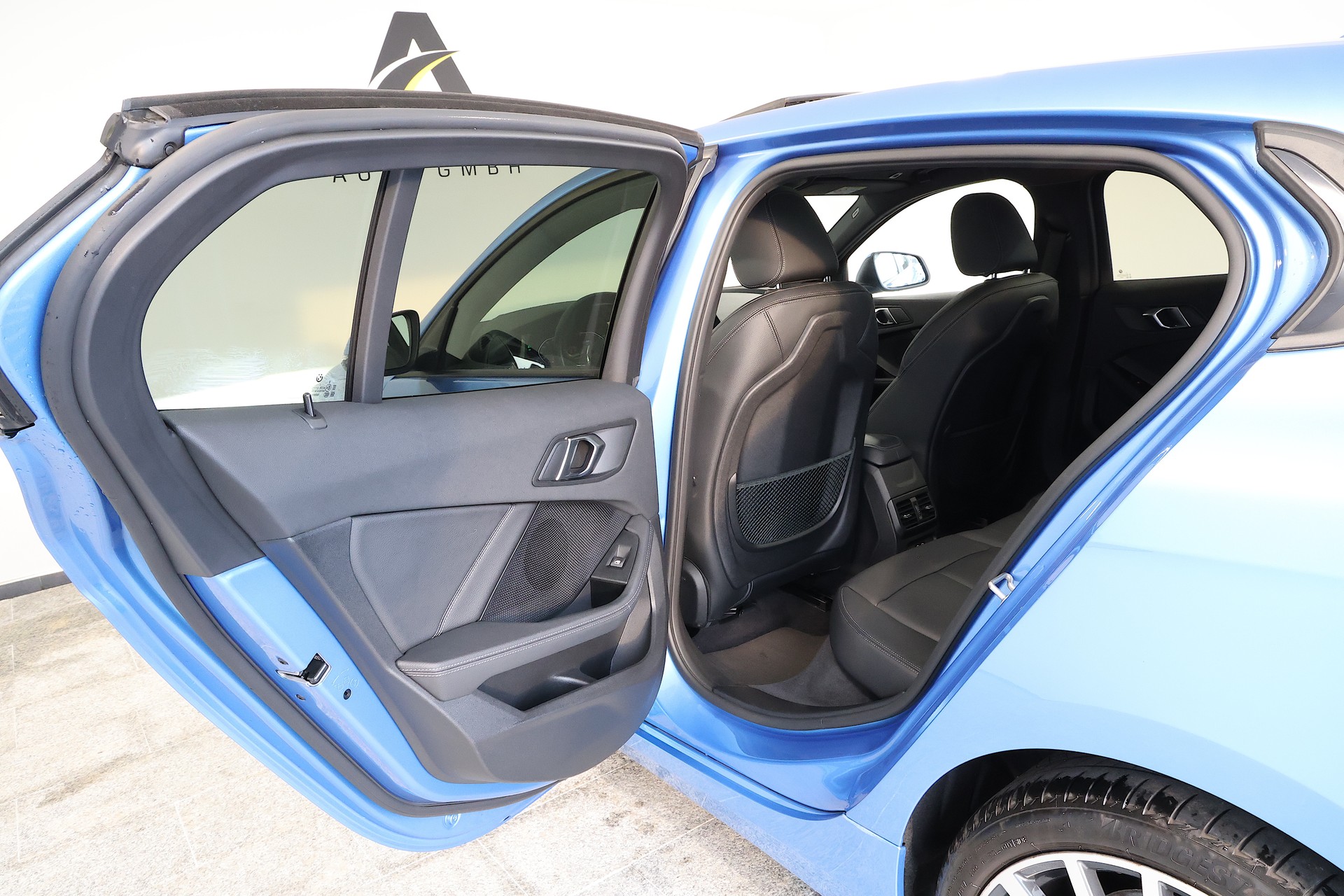 BMW 118i Steptronic M Sport-image-16