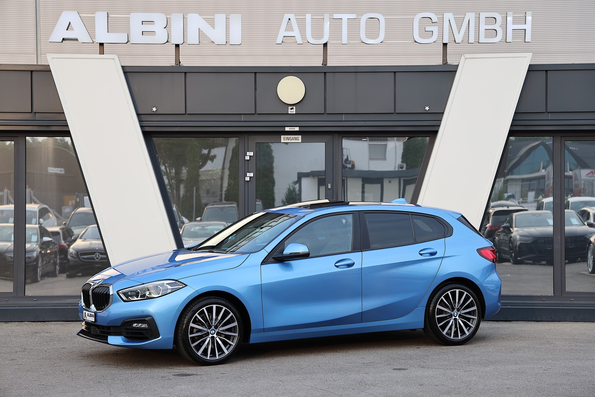 BMW 118i Steptronic M Sport-image-0