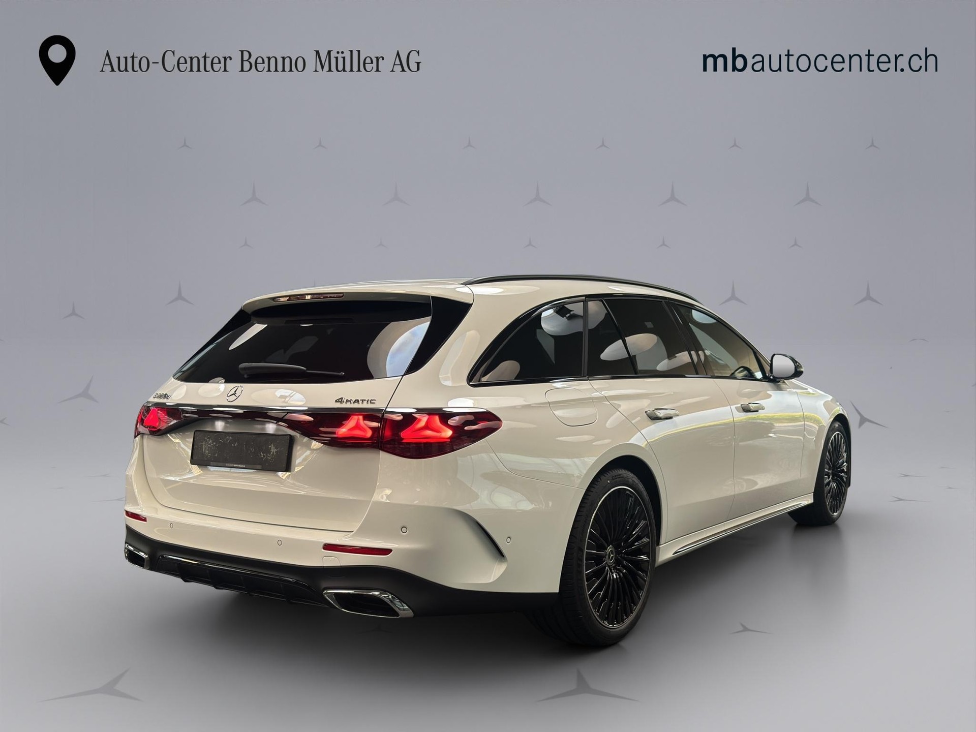 MERCEDES-BENZ E 220 d AMG Line 4matic Kombi-image-4
