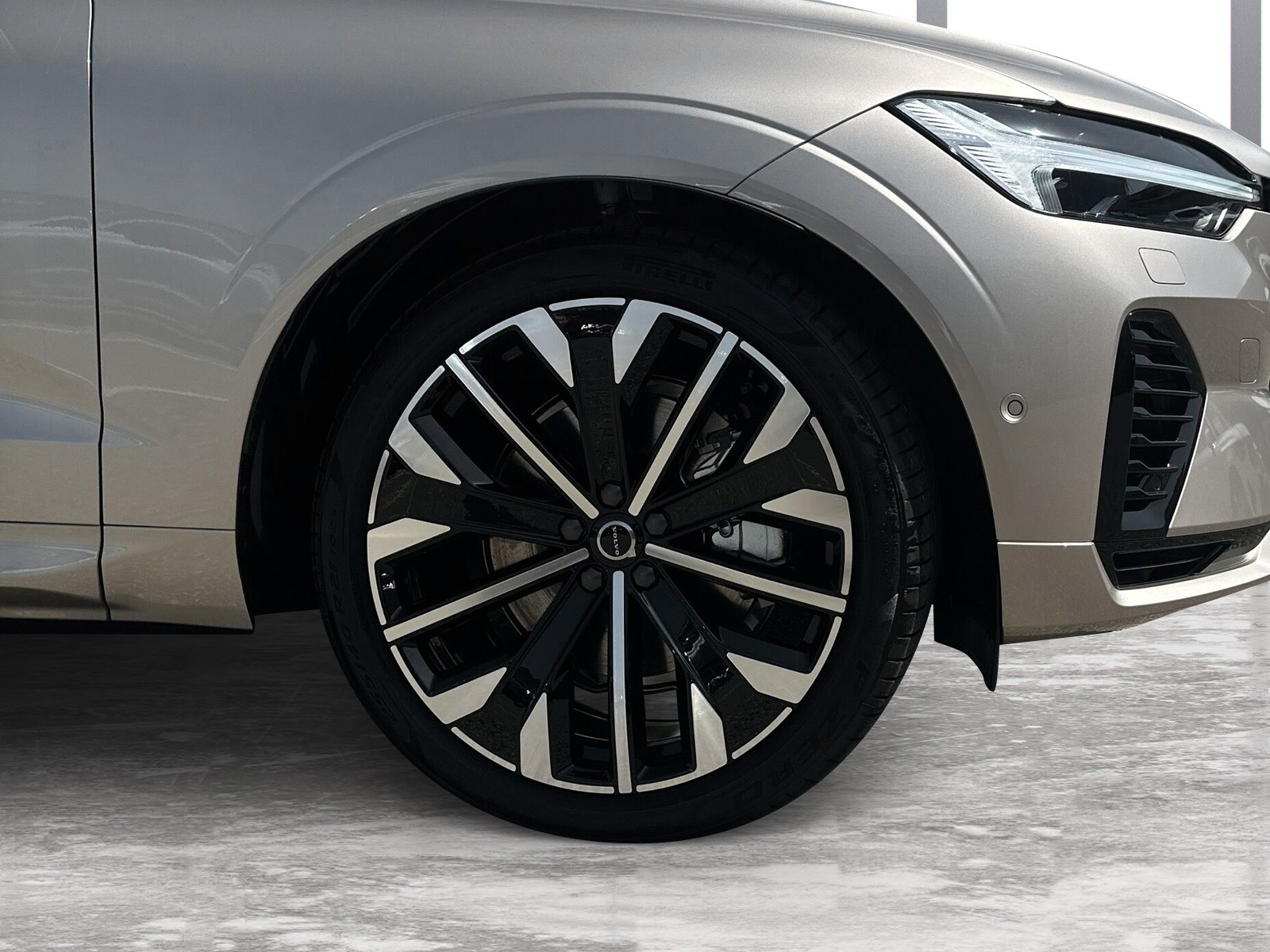 VOLVO XC60 2.0 T8 TE Ultra Dark eAWD-image-6
