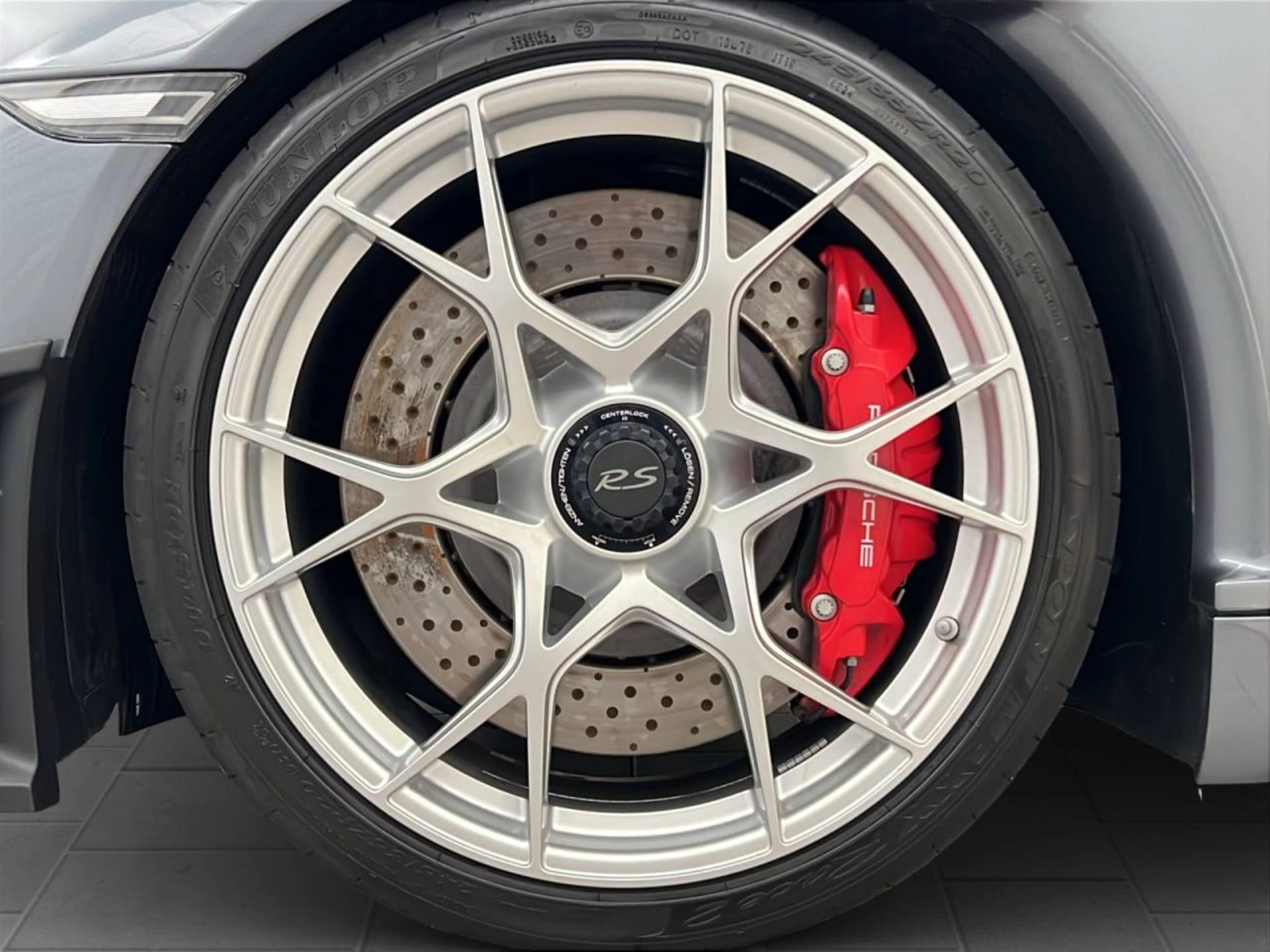 PORSCHE 718 Spyder RS-image-6