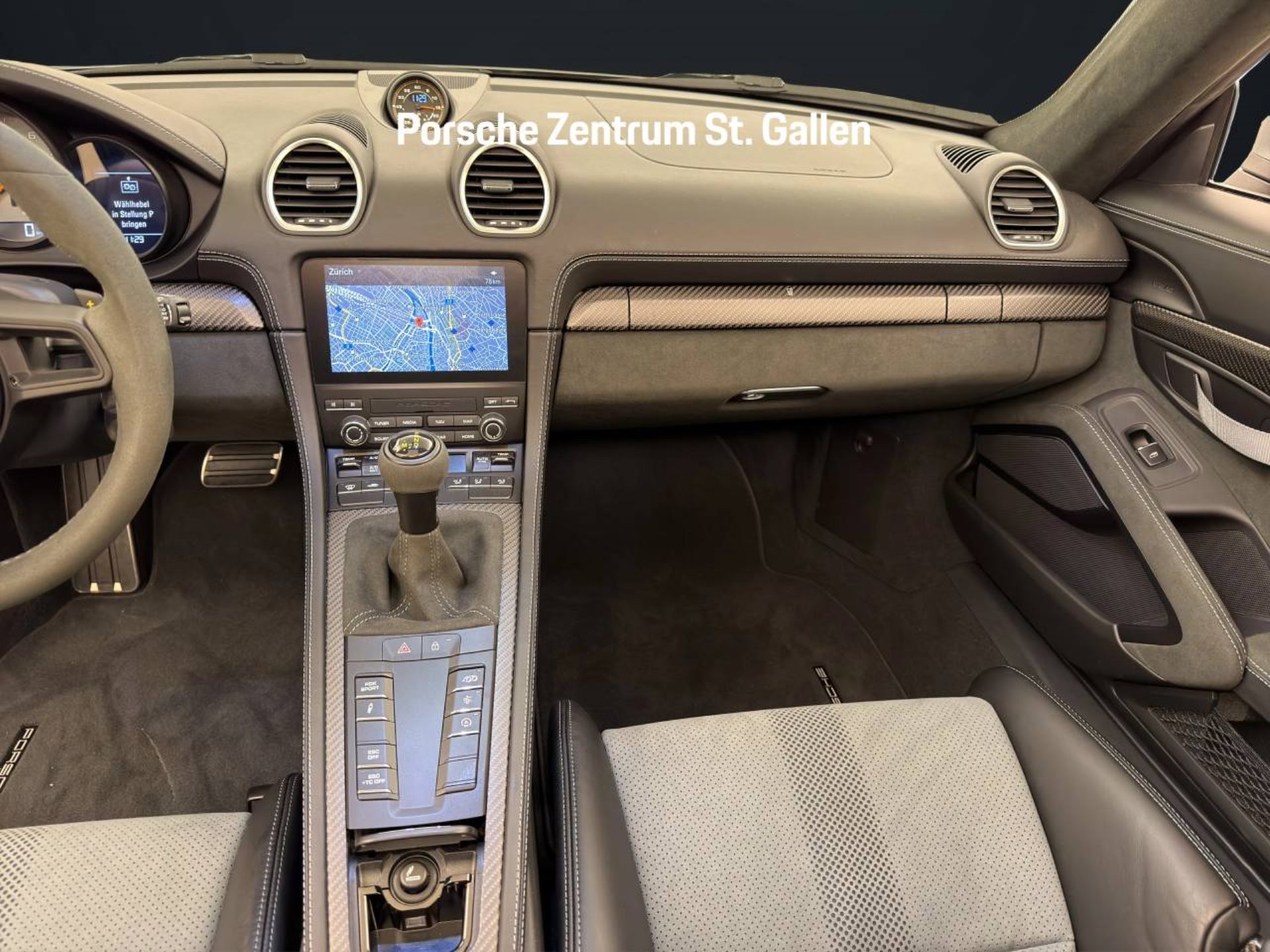 PORSCHE 718 Spyder RS-image-15