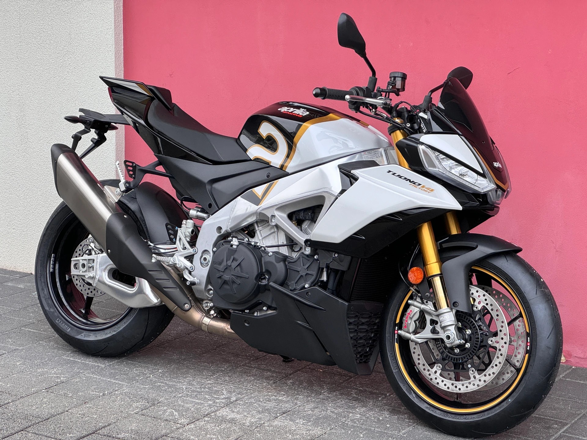APRILIA Tuono V4 1100 Factory-image-6