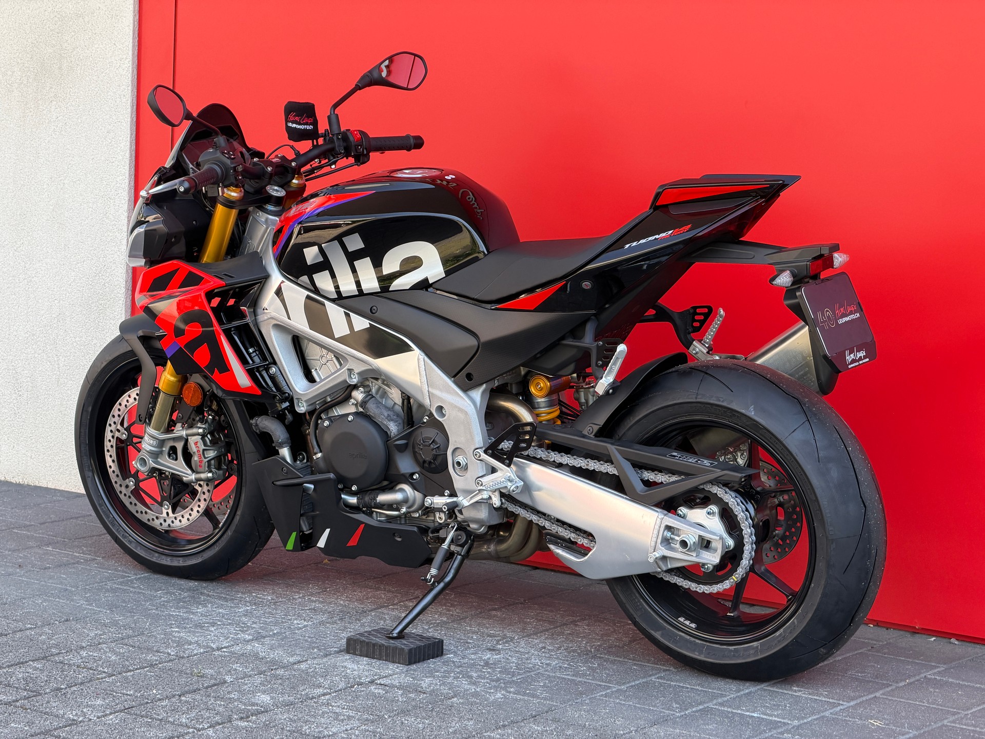 APRILIA Tuono V4 1100 Factory-image-6