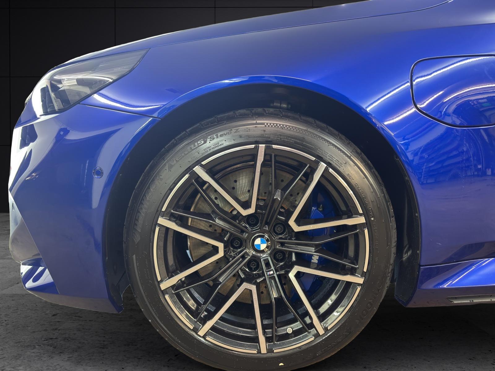 BMW M5 xDrive-image-8