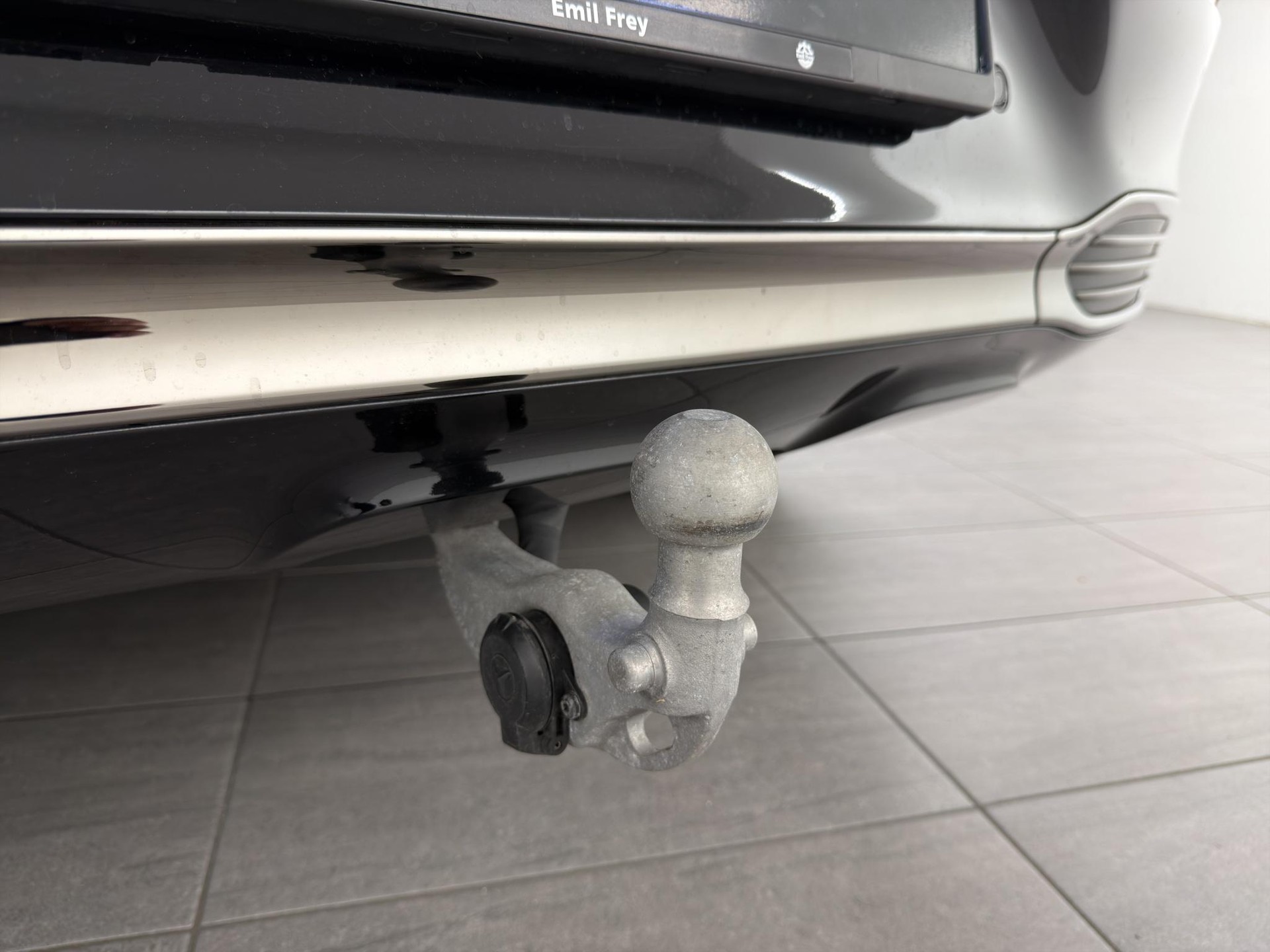 MERCEDES-BENZ EQE 43 AMG 4Matic SUV-image-15