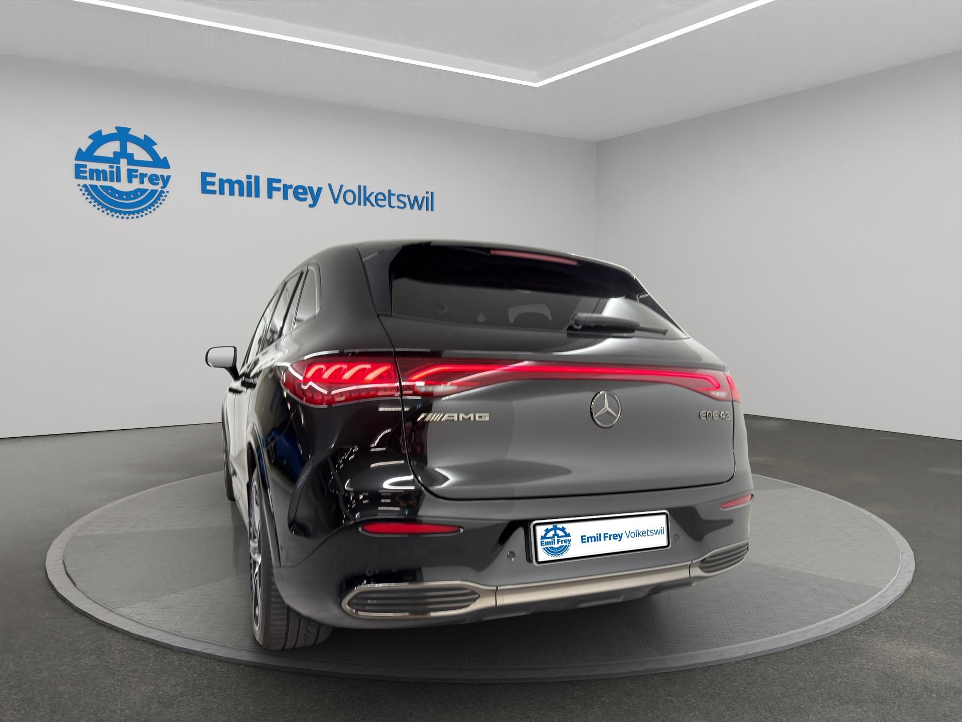 MERCEDES-BENZ EQE 43 AMG 4Matic SUV-showroom-element-2