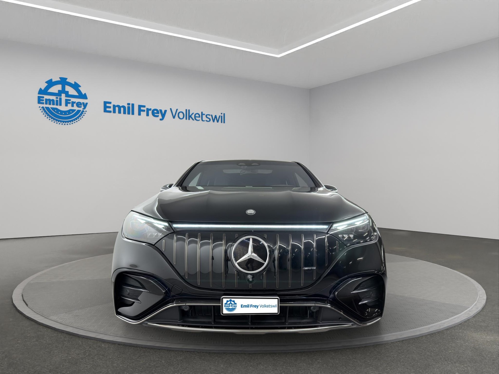 MERCEDES-BENZ EQE 43 AMG 4Matic SUV-image-4