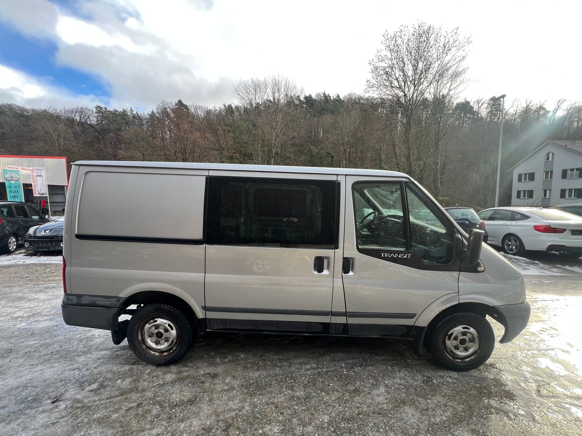 FORD Transit 2.2 TDCi 260 S Trend-image-3