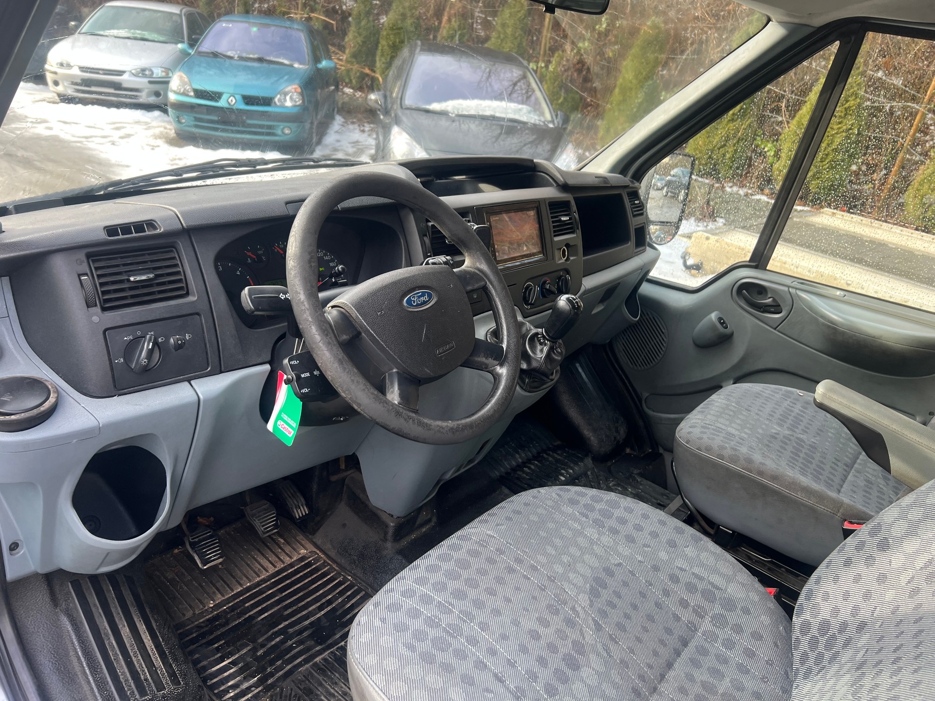 FORD Transit 2.2 TDCi 260 S Trend-image-8