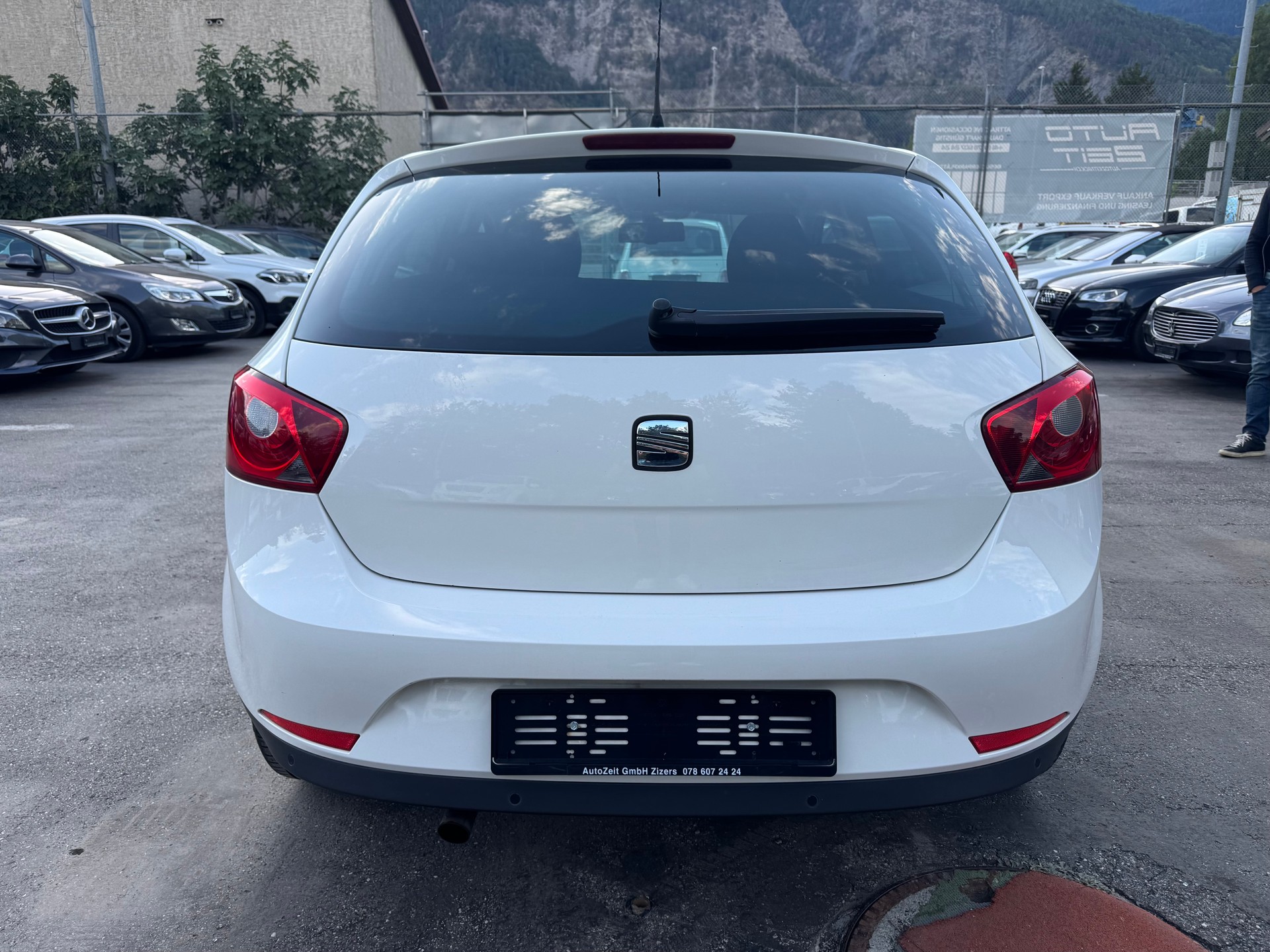 SEAT Ibiza 1.6 Style-image-4