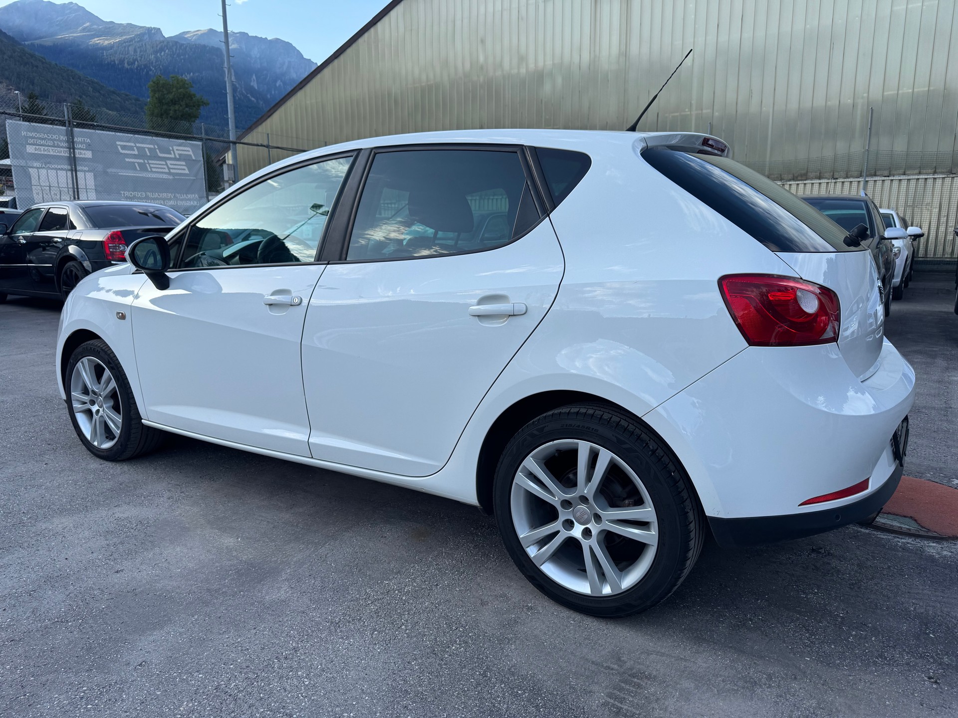SEAT Ibiza 1.6 Style-image-6