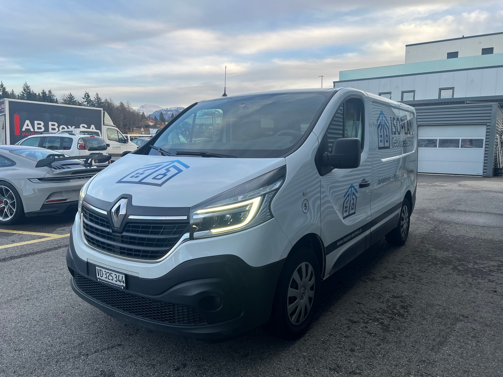 RENAULT Trafic 1.6 ENERGY dCi 95 3.0t Access L1H1-image-2