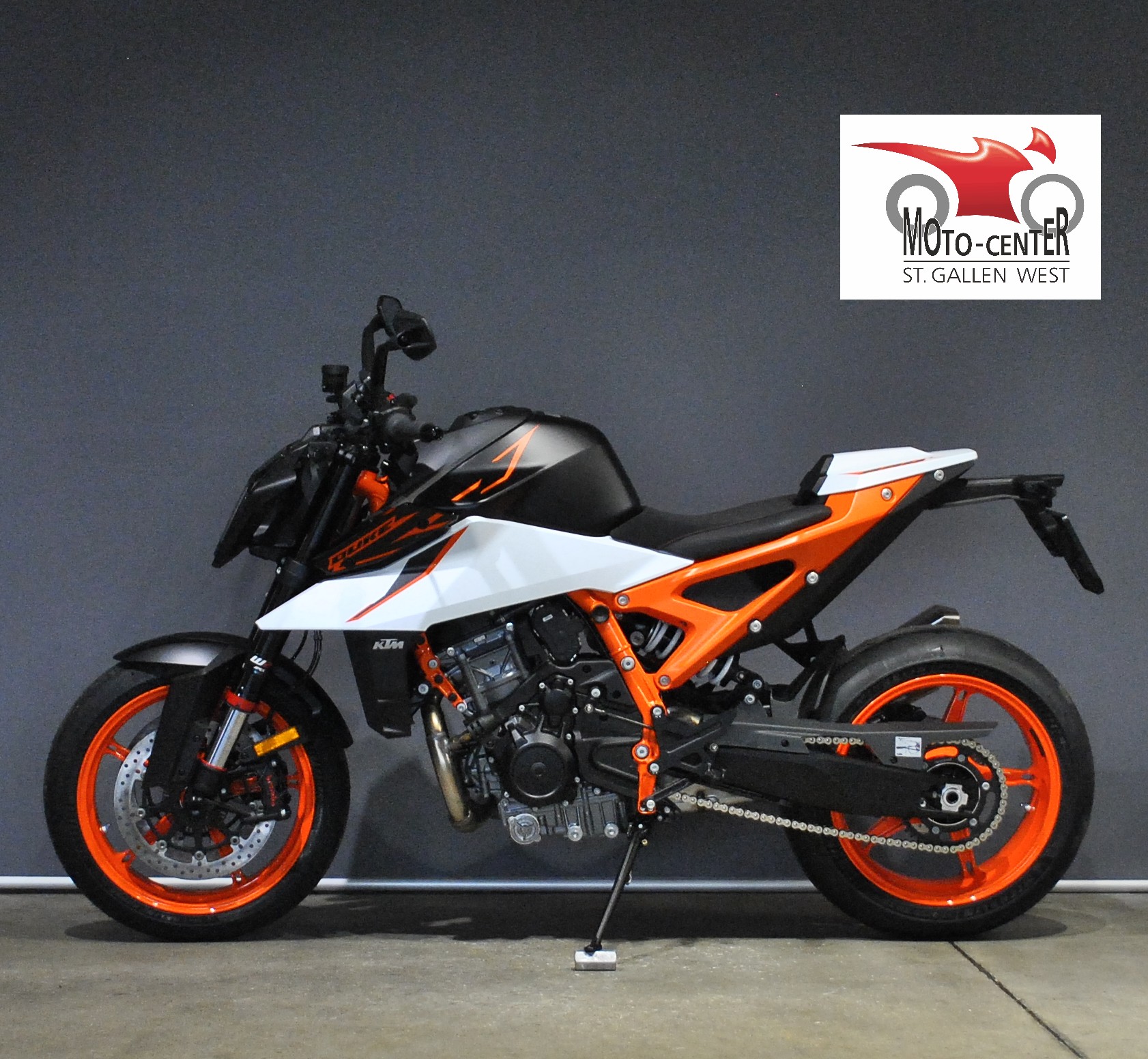 KTM 990 Duke R-showroom-element-2