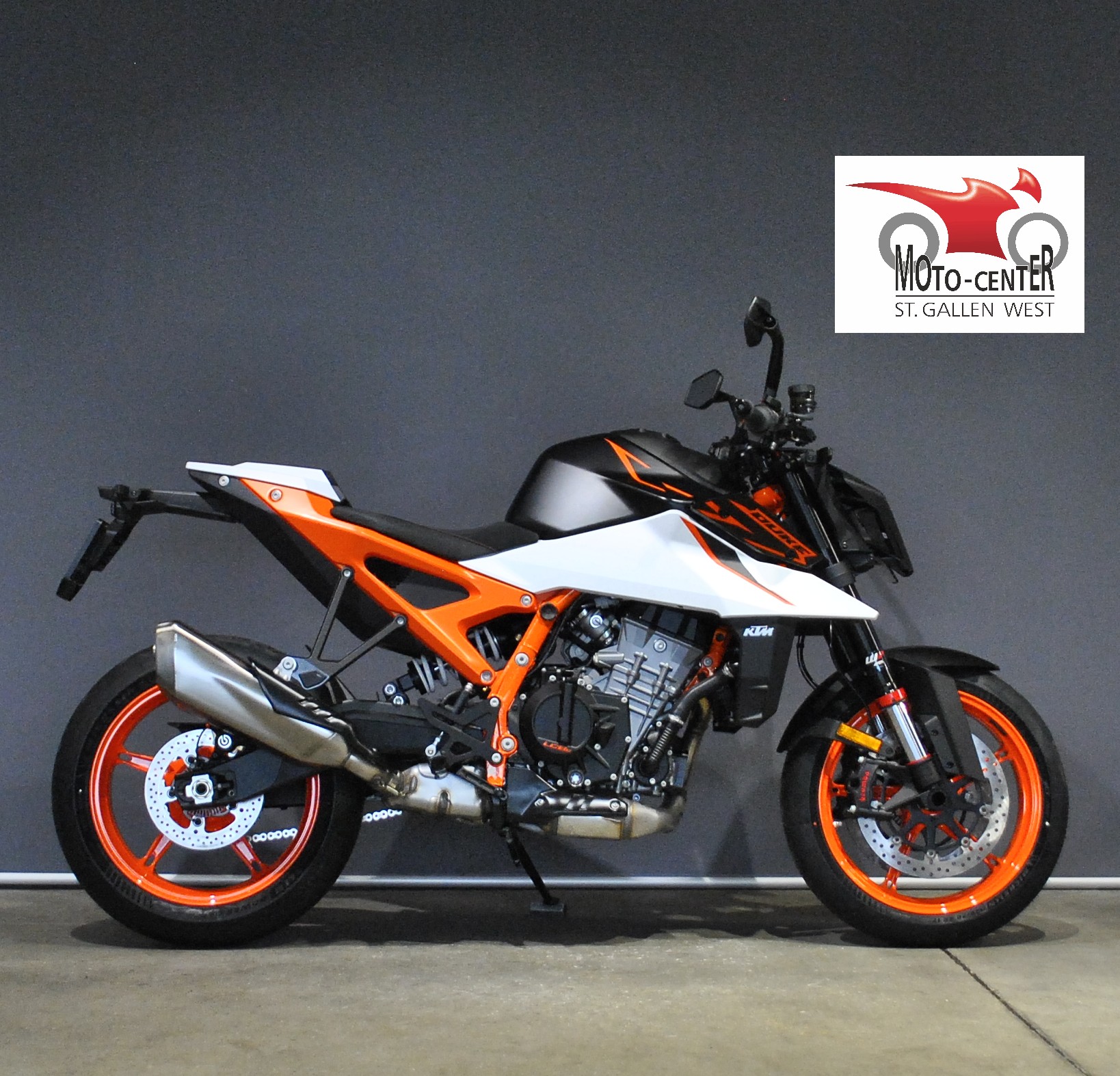 KTM 990 Duke R-showroom-element-1