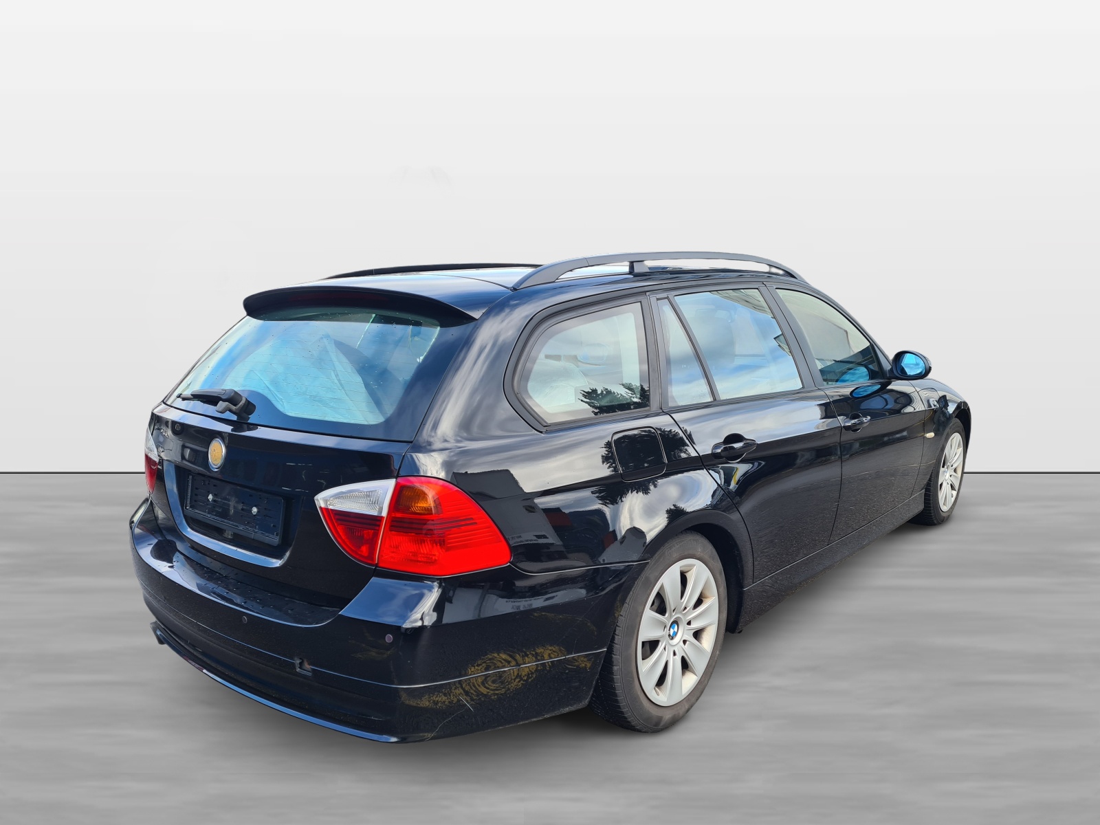 BMW 318i Touring Access-image-6