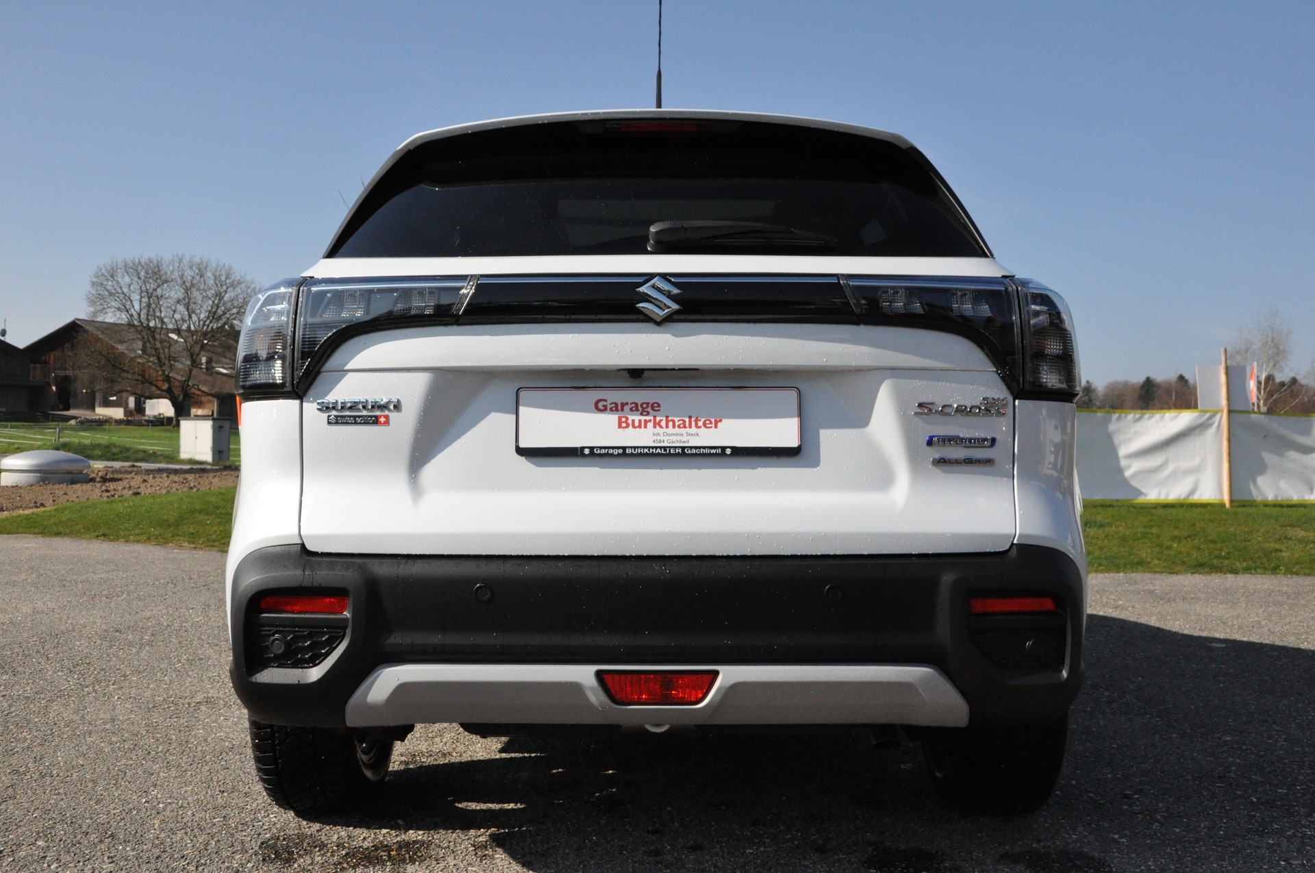 SUZUKI SX4 S-Cross 1.4 16V Compact Top Hybrid 4WD Automatic-image-4