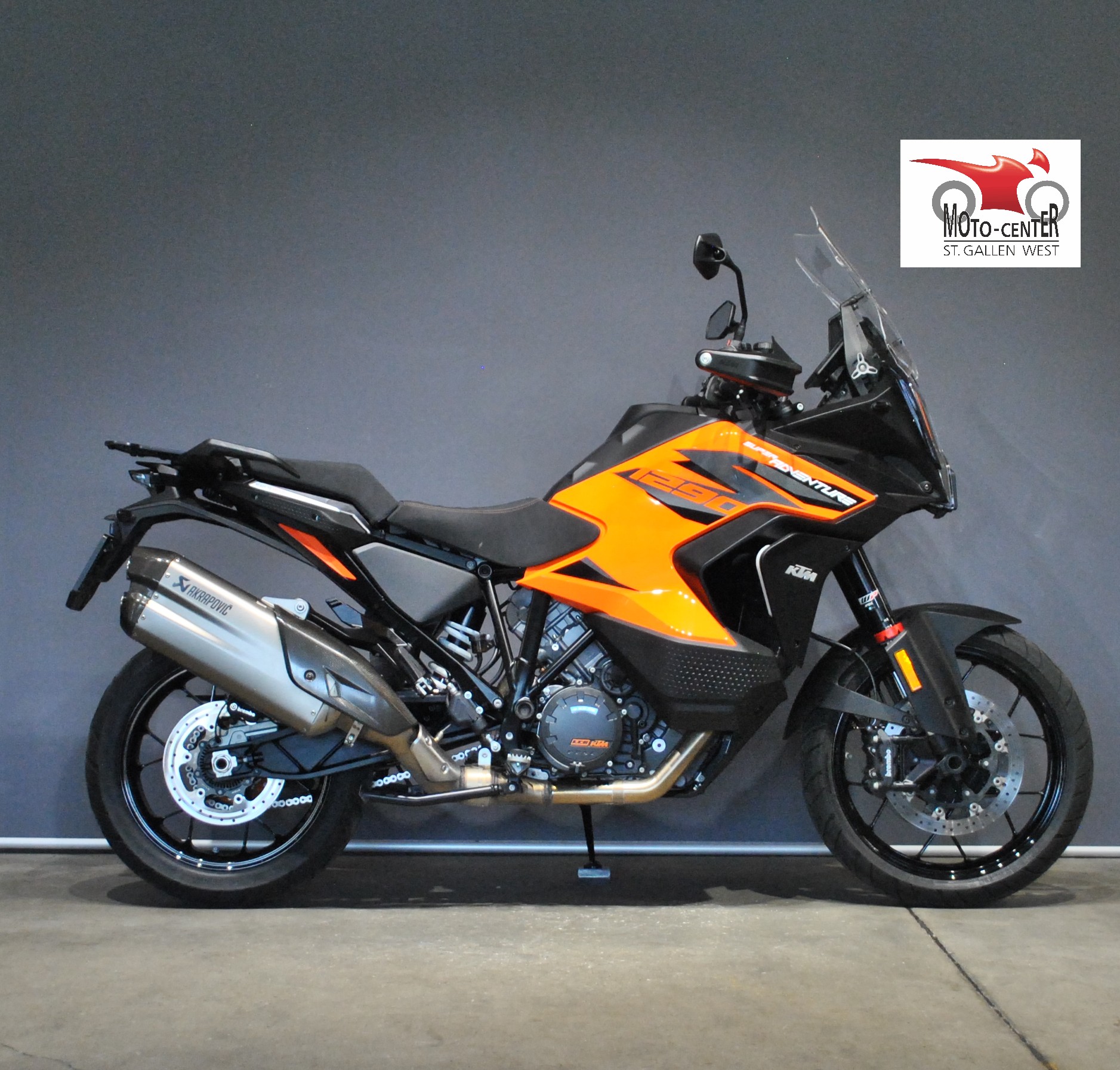 KTM 1290 Super Adventure S-showroom-element-1