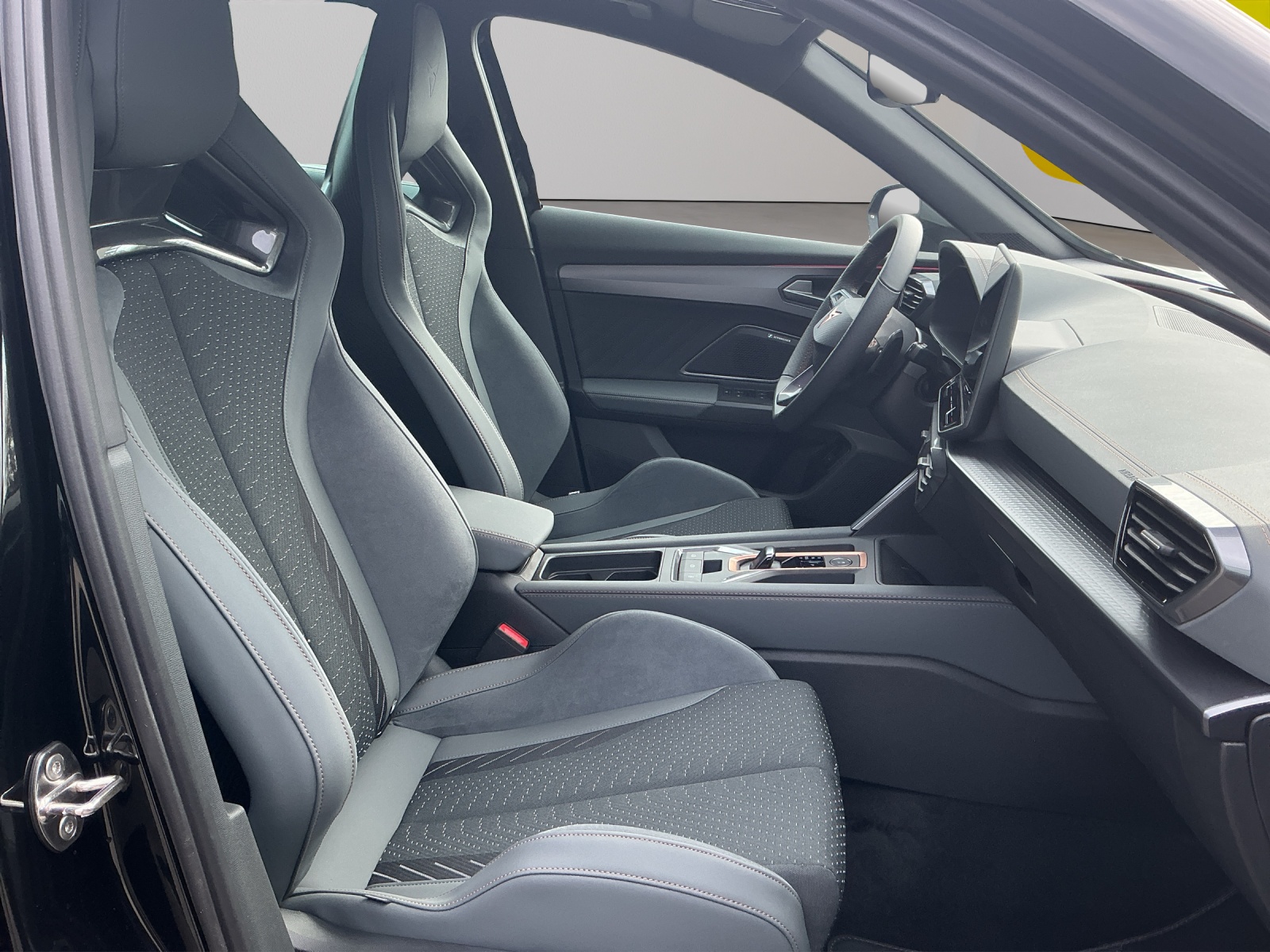 CUPRA Formentor 2.5TSI VZ5 Prime Edition 4Drive DSG-image-10