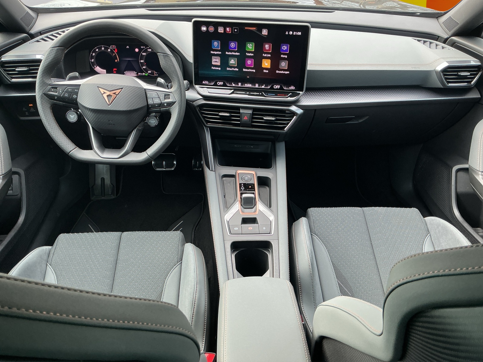 CUPRA Formentor 2.5TSI VZ5 Prime Edition 4Drive DSG-image-8