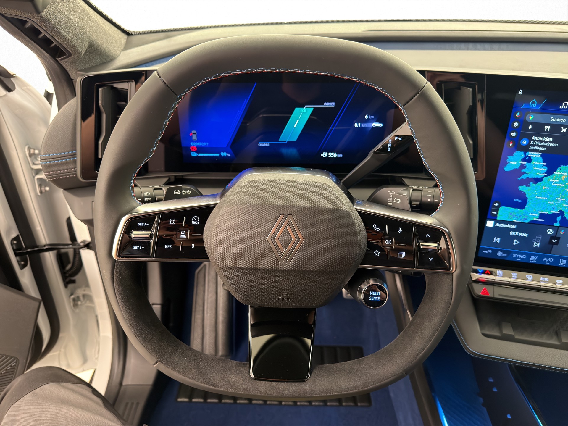 RENAULT Scénic E-Tech esprit Alpine-image-5